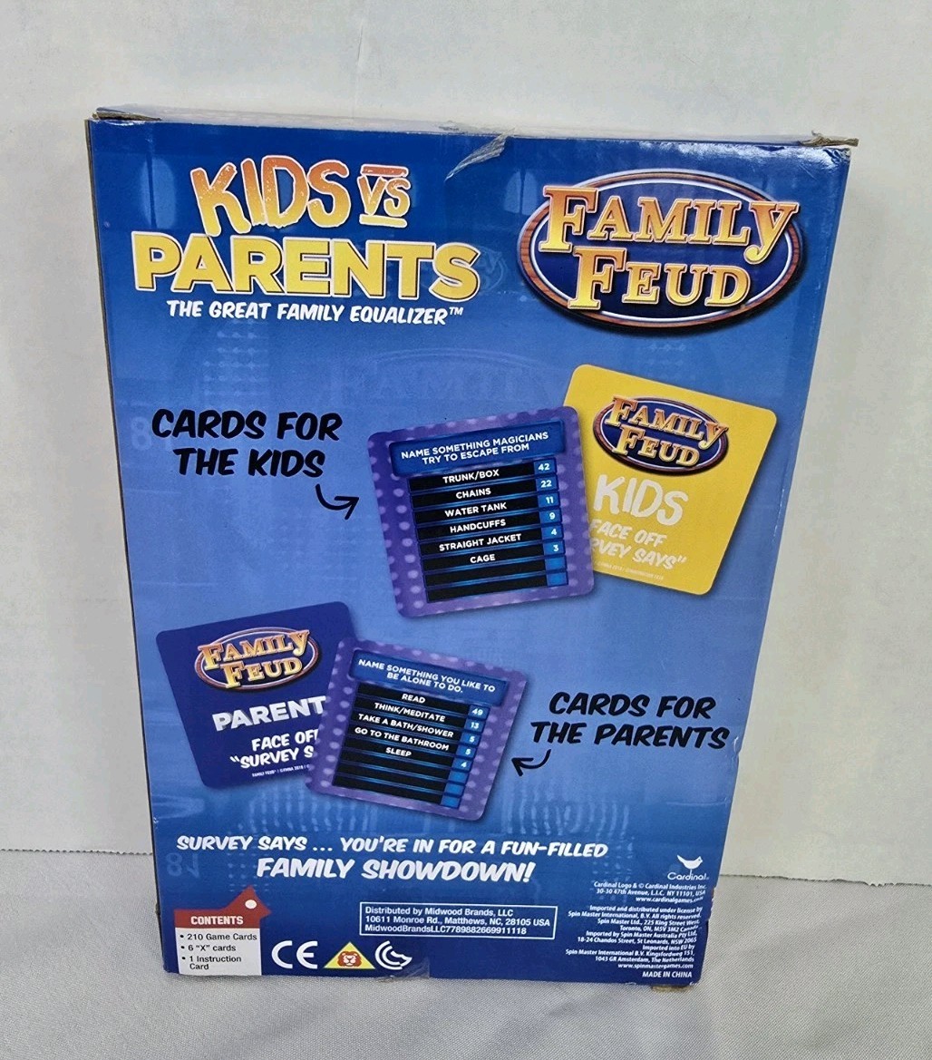 Family Feud Kids Vs Parents 2-4 players ages 8+ New 2018 Open Box Cards Sealed