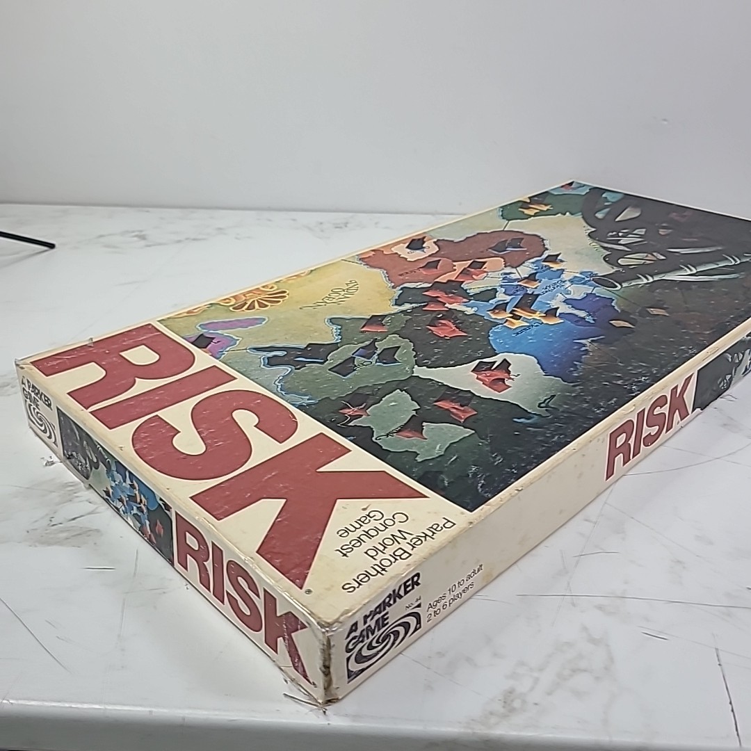 1975 Risk Board Game Parker Brothers Complete With Instruction Manual
