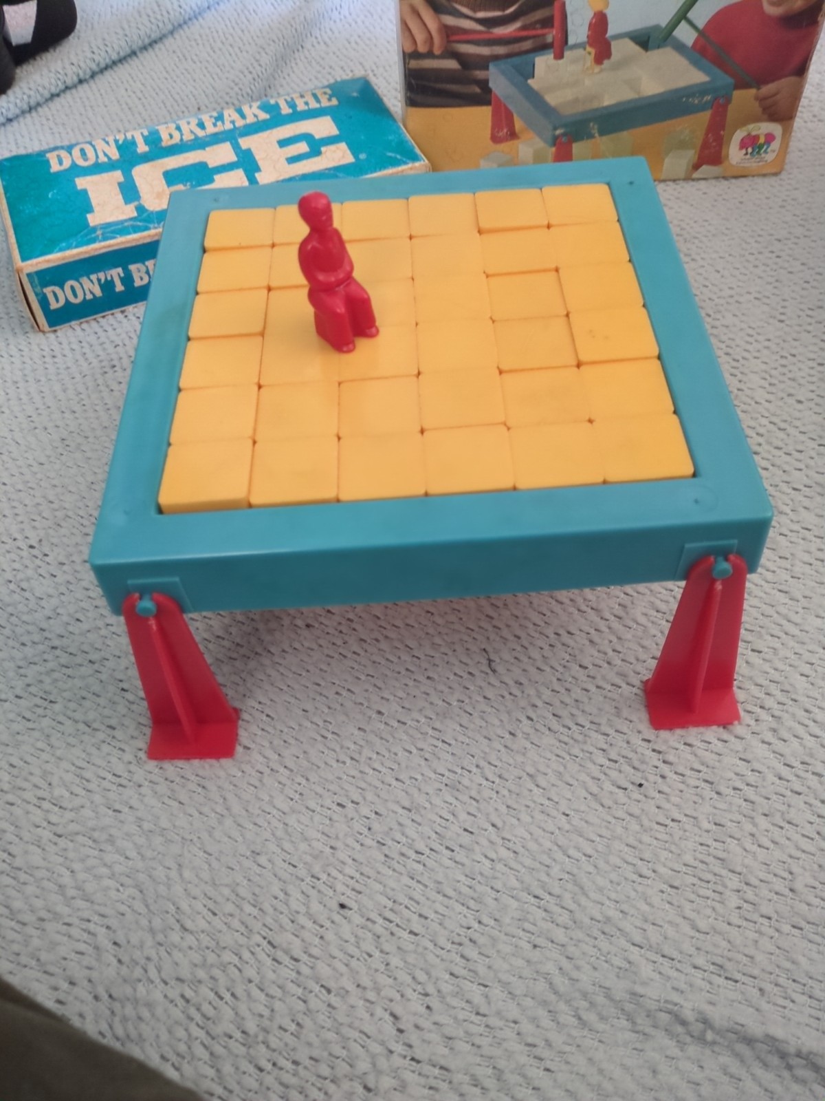 Vintage 1970 Don’t Break the Ice Game Missing Mallets