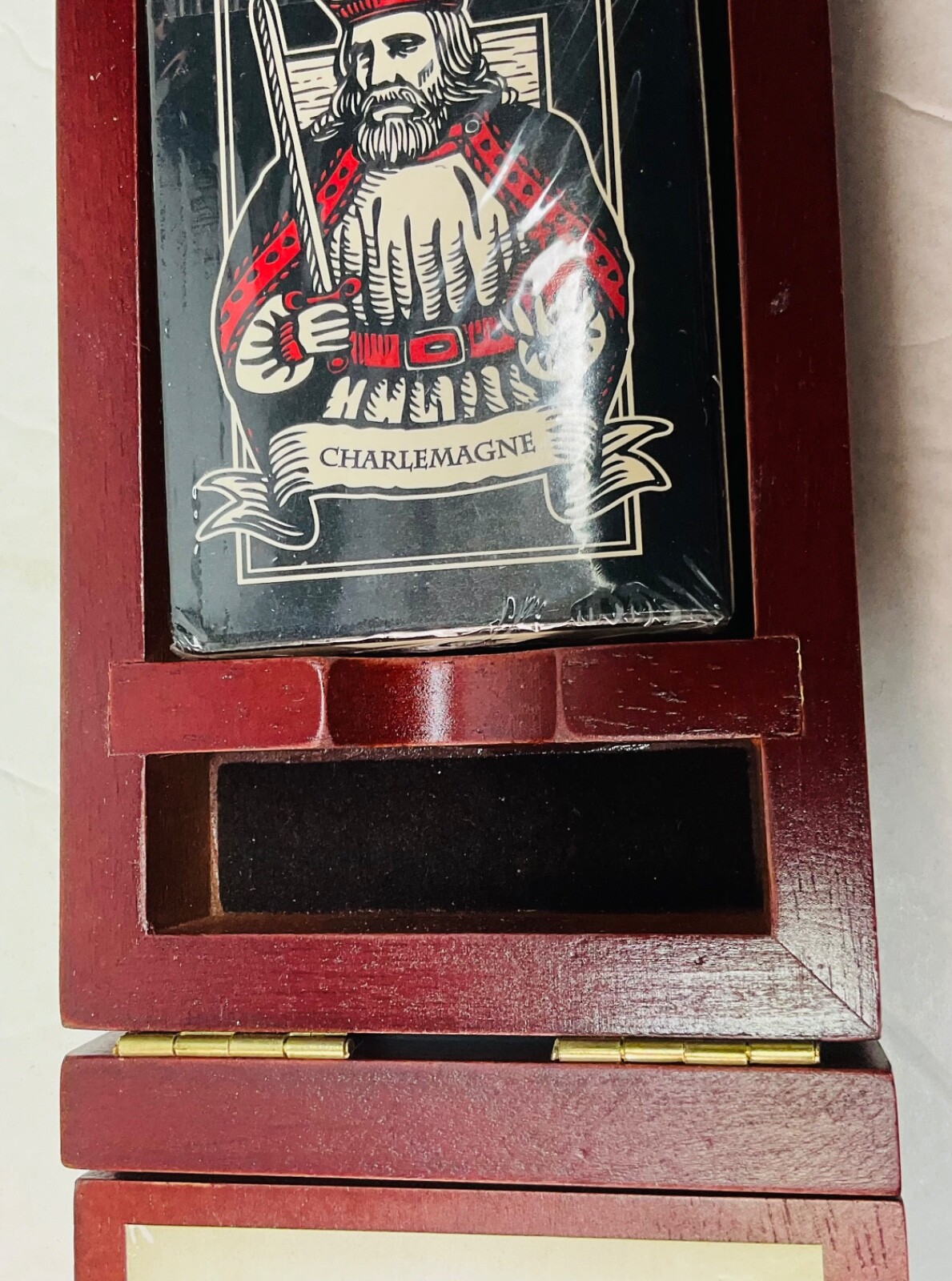 National Geographic Wood Cribbage Board Magnetic Closure Missing Pegs