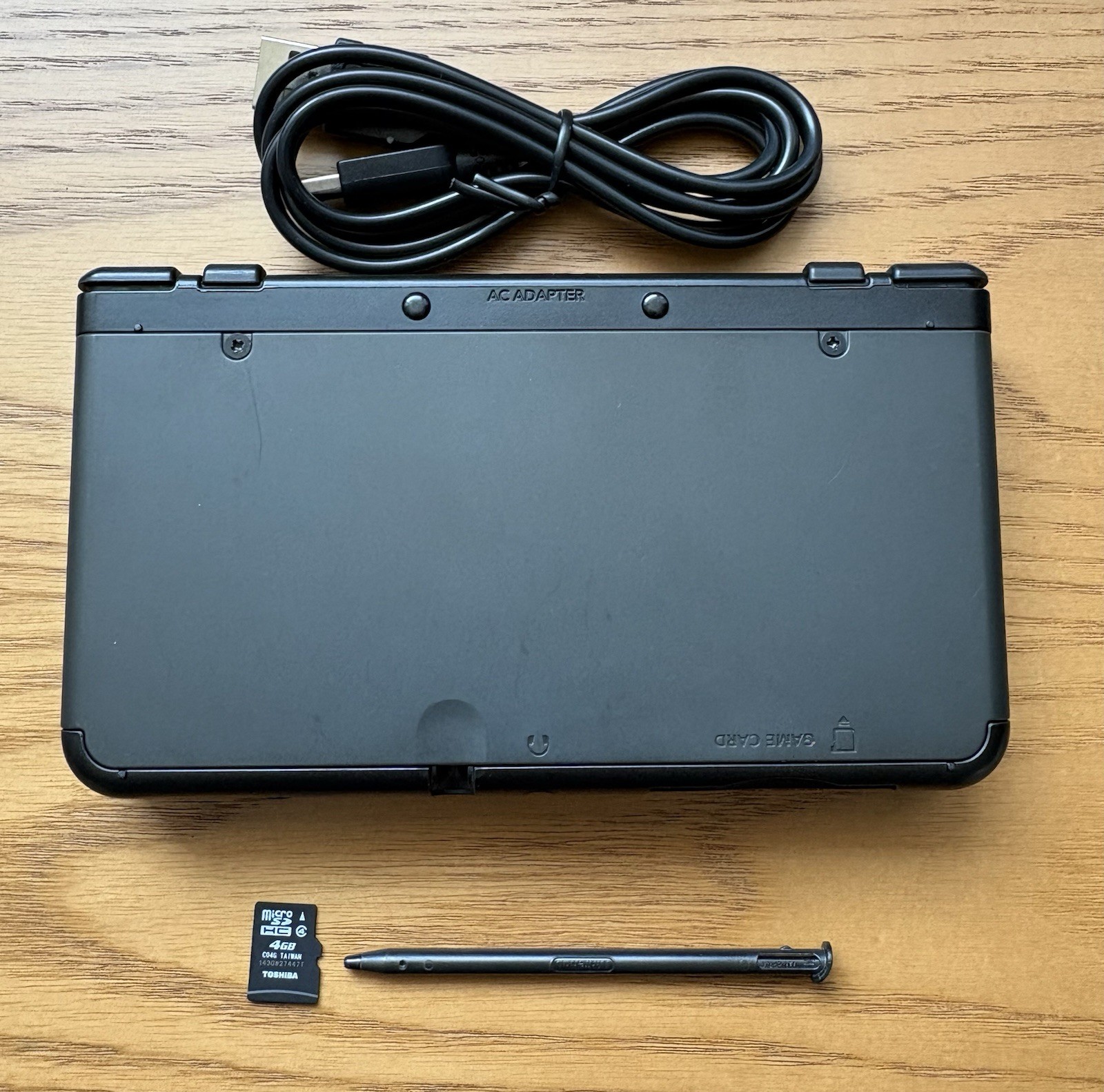 Nintendo new 3DS Black Original touch pen 4BG USB cable Used Japanese
