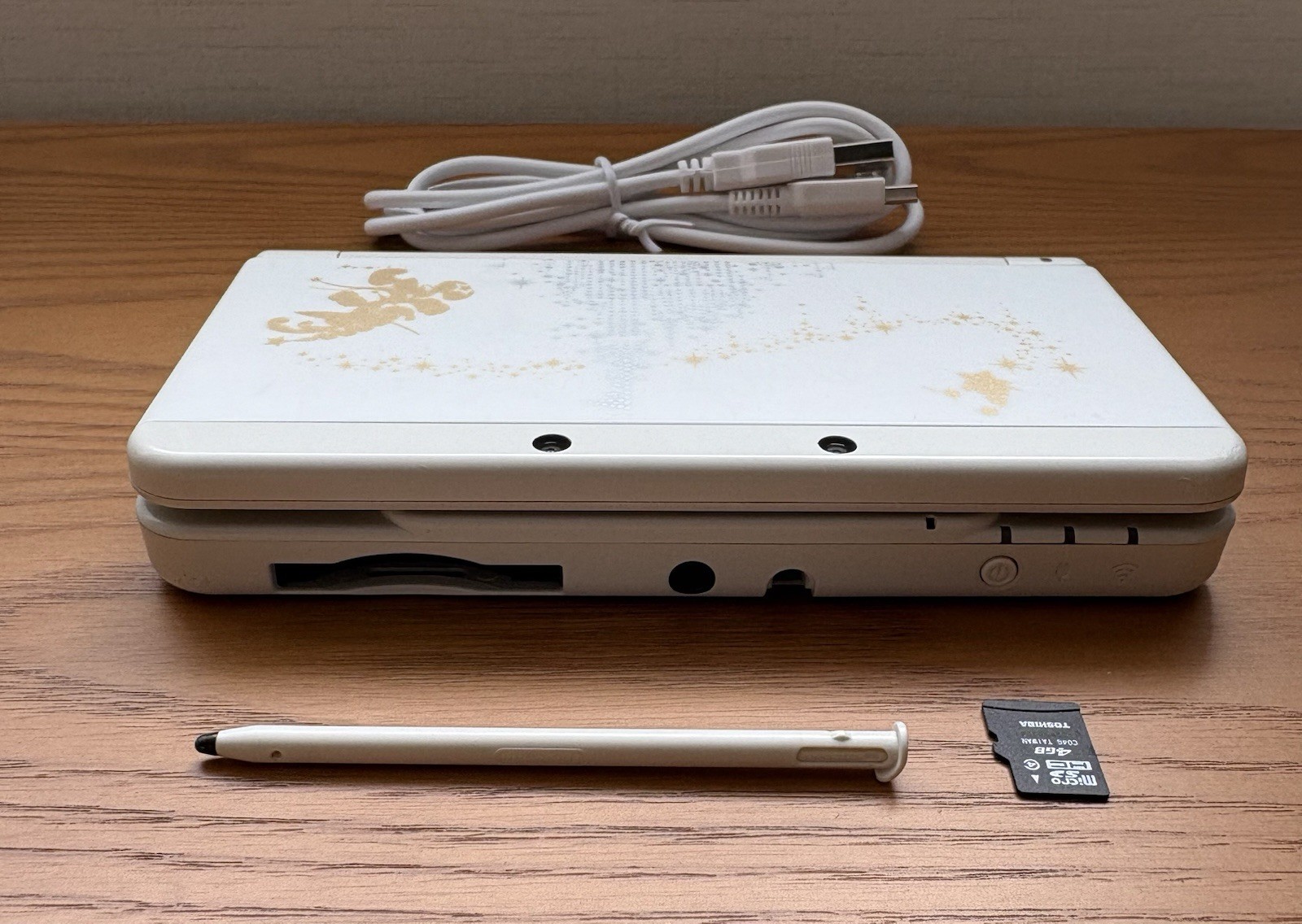 Nintendo new 3DS Disney Kisekae Plate touch pen 4GB SD card USB Ued Japanese