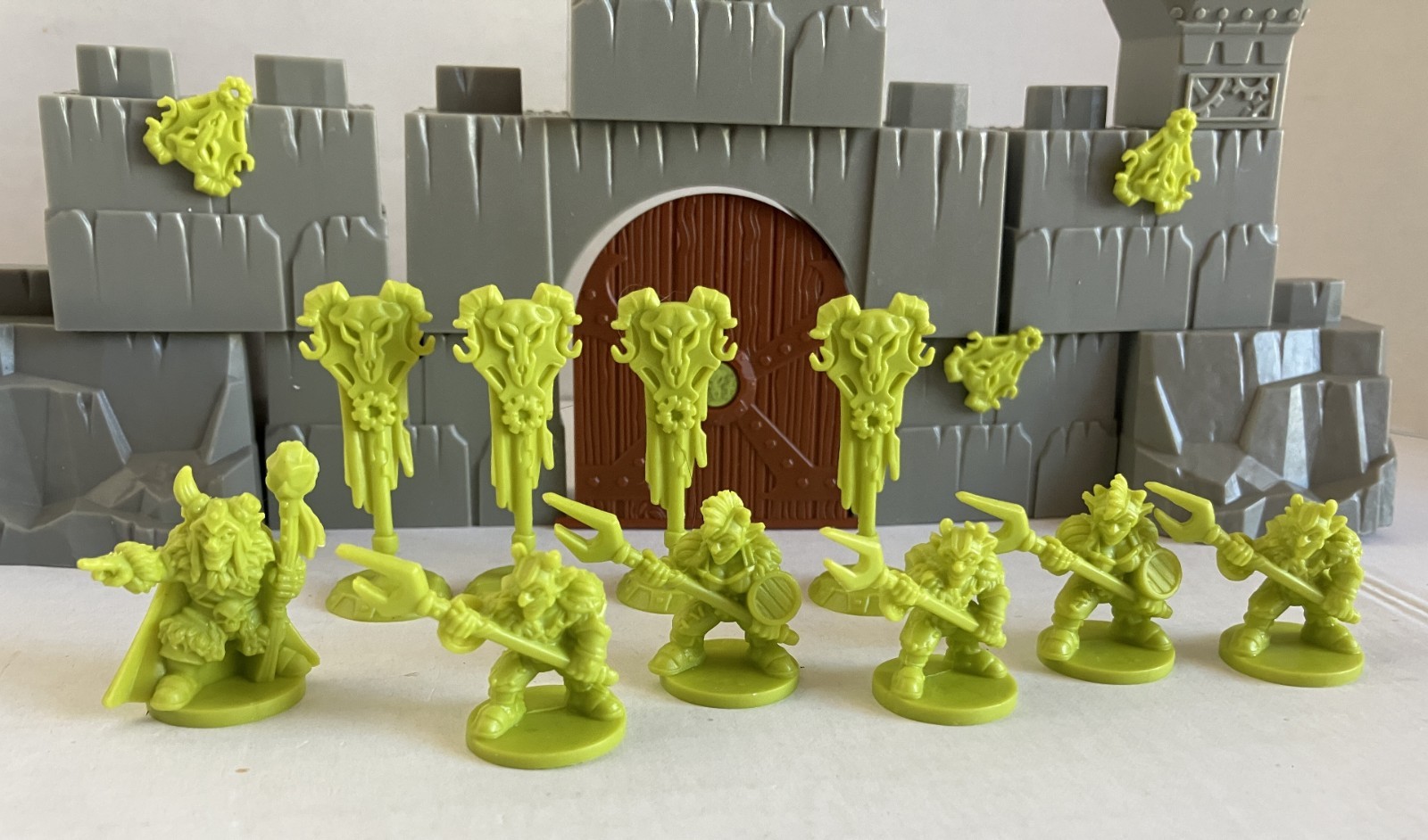 Crossbows & Catapults Castle Battle Game Goliath & Restoration Games Complete