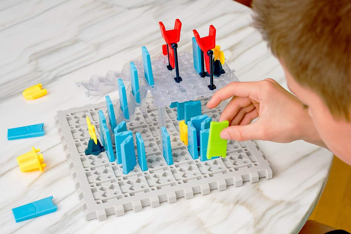 Think Fun 44001012 Thinkfun Domino Maze STEM Toy and Logic Game for Boys and Gir