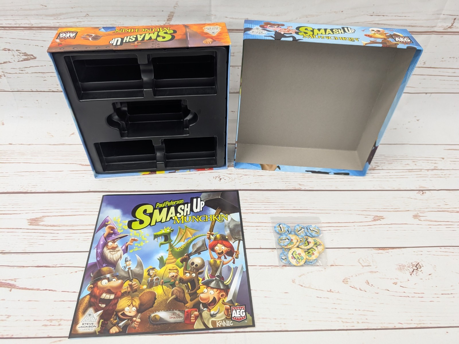 Smash Up Munchkin Board Card Game AEG Signed by John Kovalic