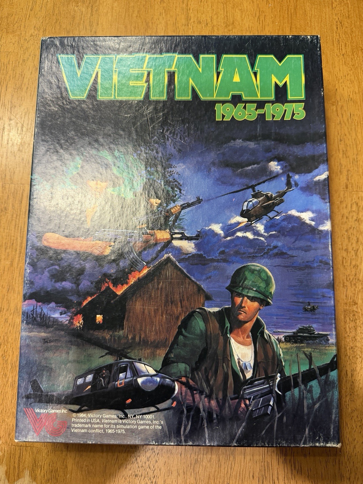 Victory Wargame Vietnam 1965-1975 Box *Read Description*