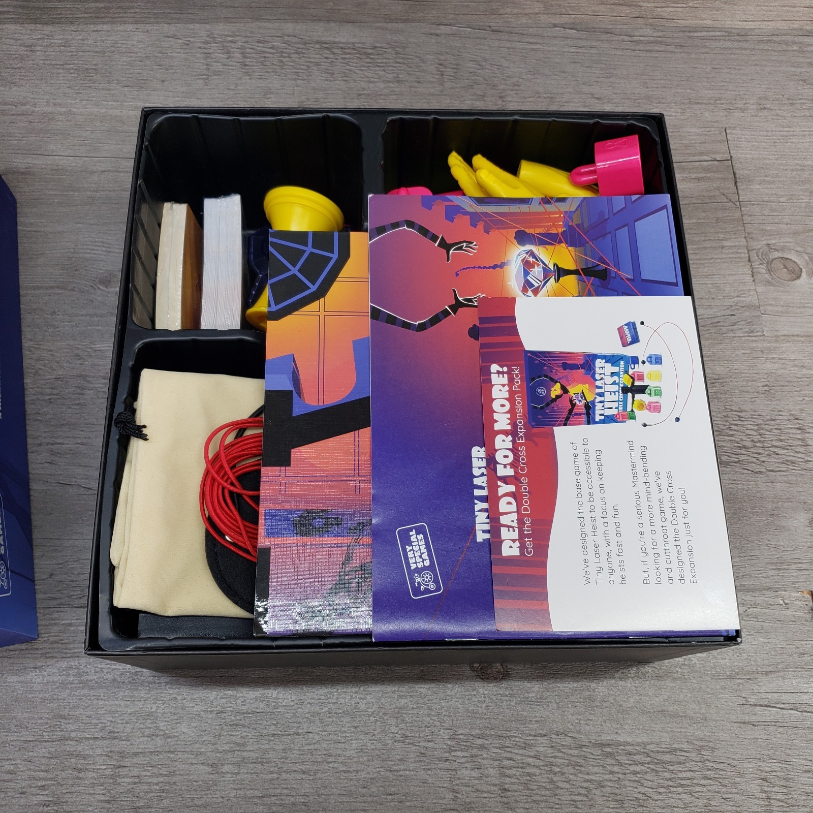 Tiny Laser Heist Hilariously Awkward 3D Board Game 100% Complete 3-6 Players
