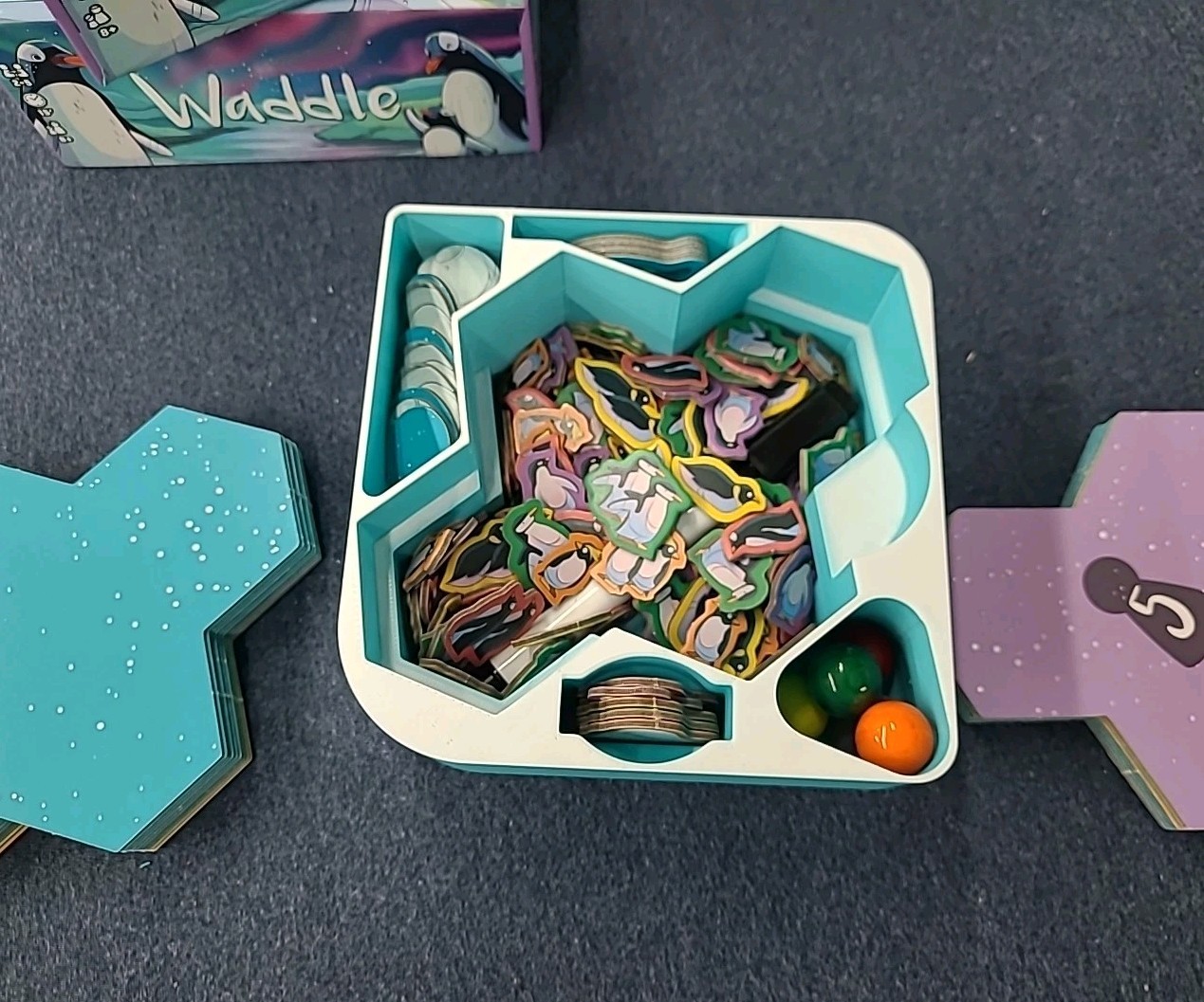 Waddle storage solution – box insert – Board Game allplay – Custom Design