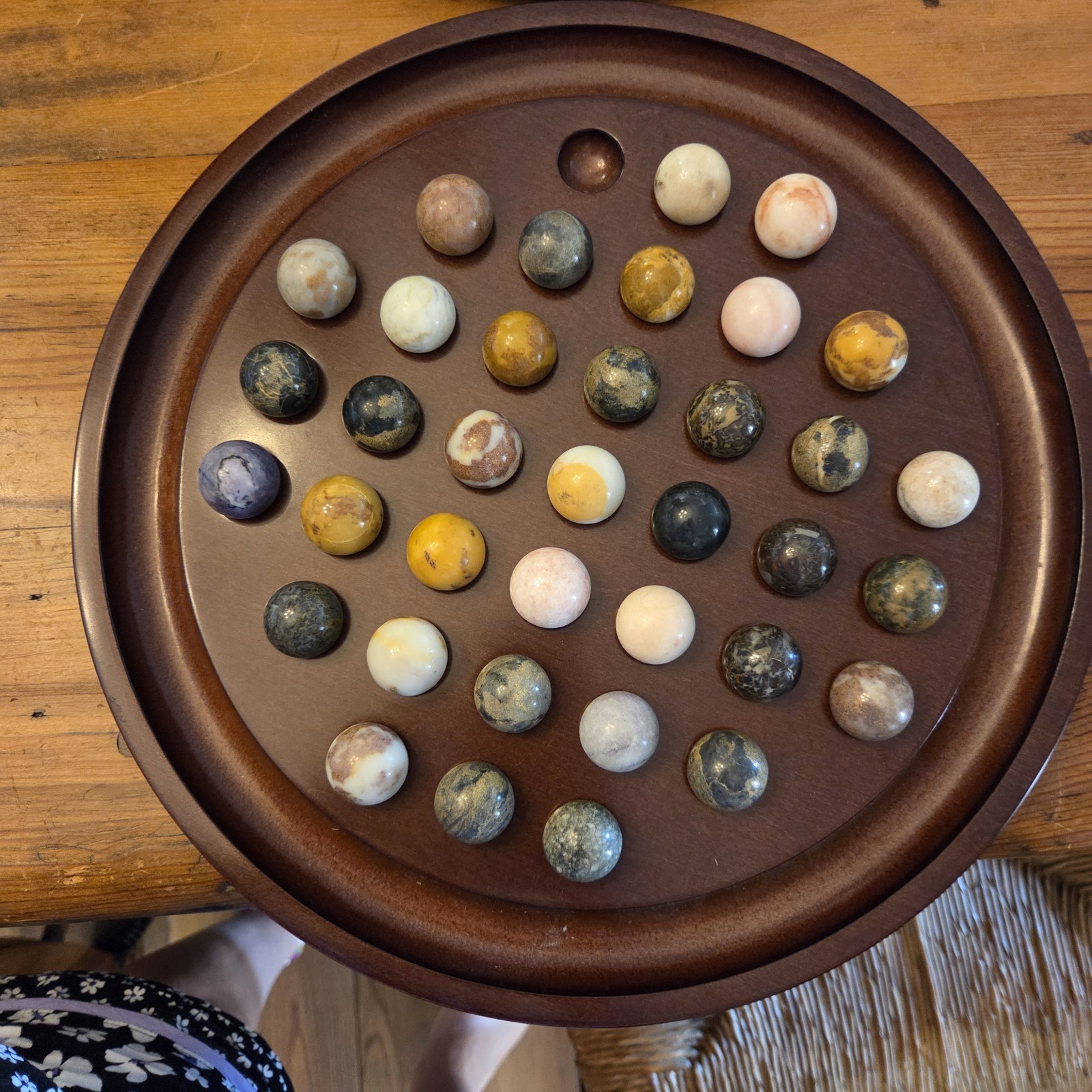 Vintage 1994 Bombay Company 13.5” Solitaire Wooden Game Board 36 Marbles
