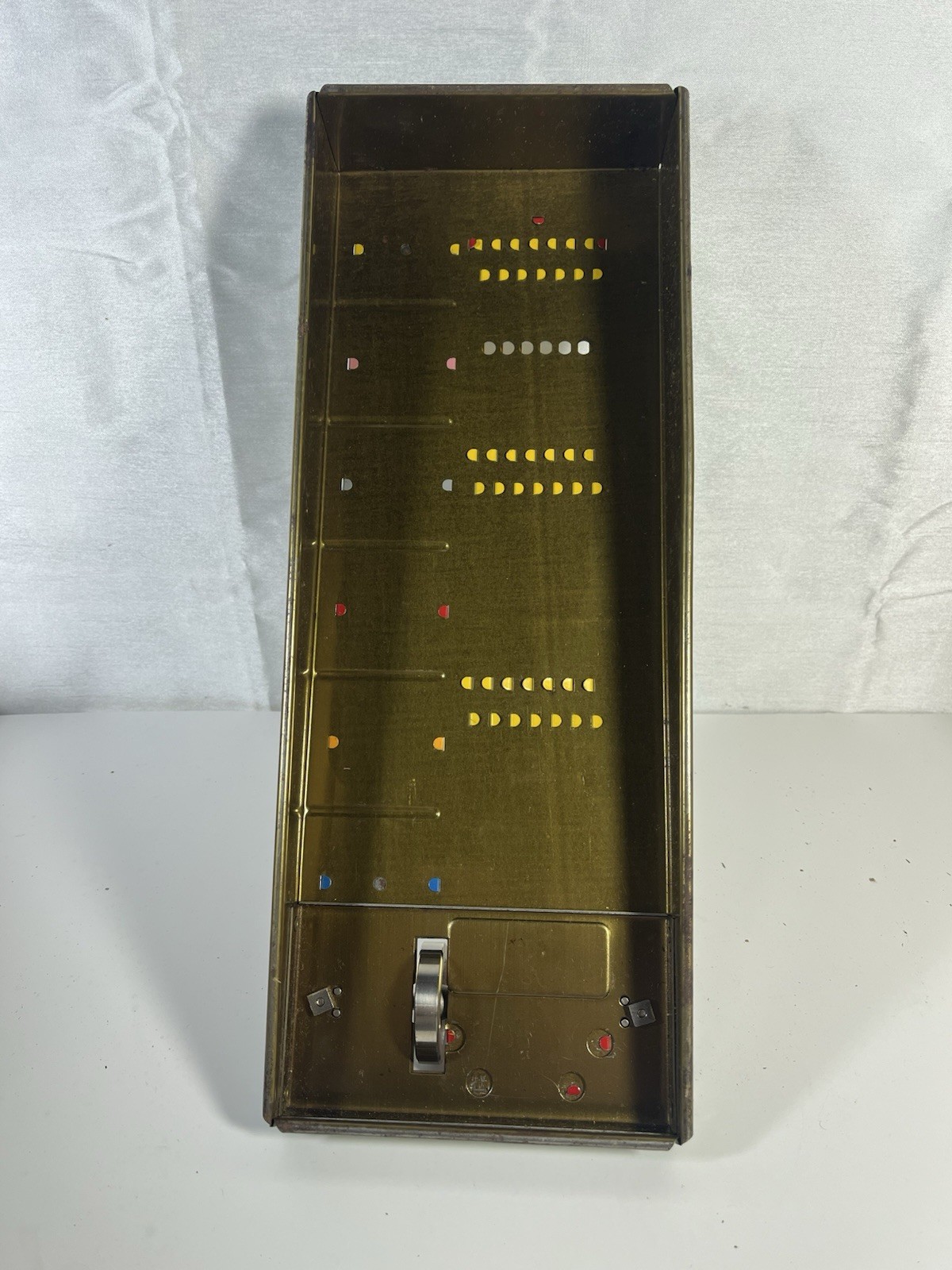 Antique GEE-WIZ No. 40 Wolverine Supply Toy Metal Horse Racing Game