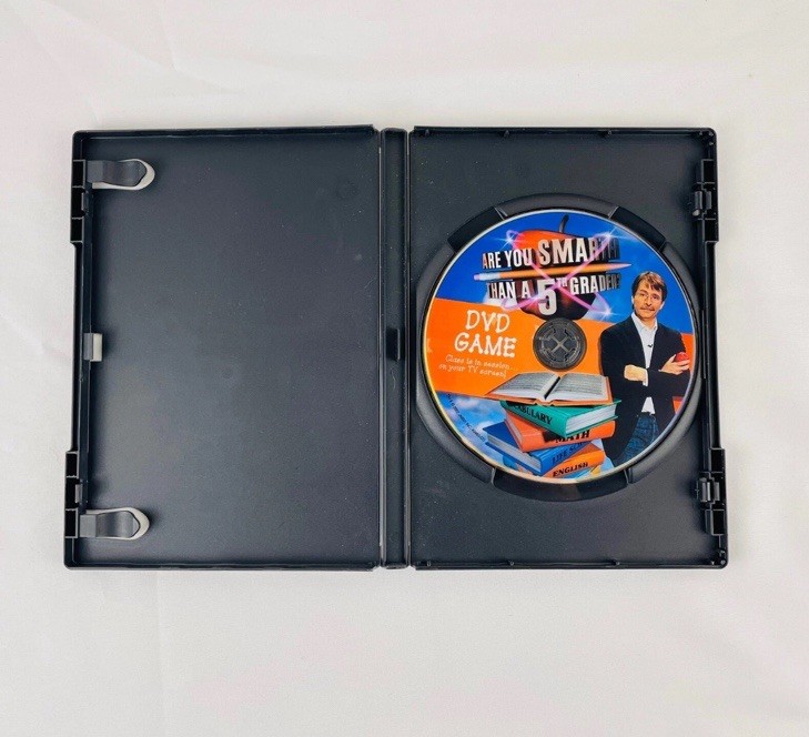 Are You Smarter Than a 5th Grader DVD Game Very Good With Case Jeff Foxworthy