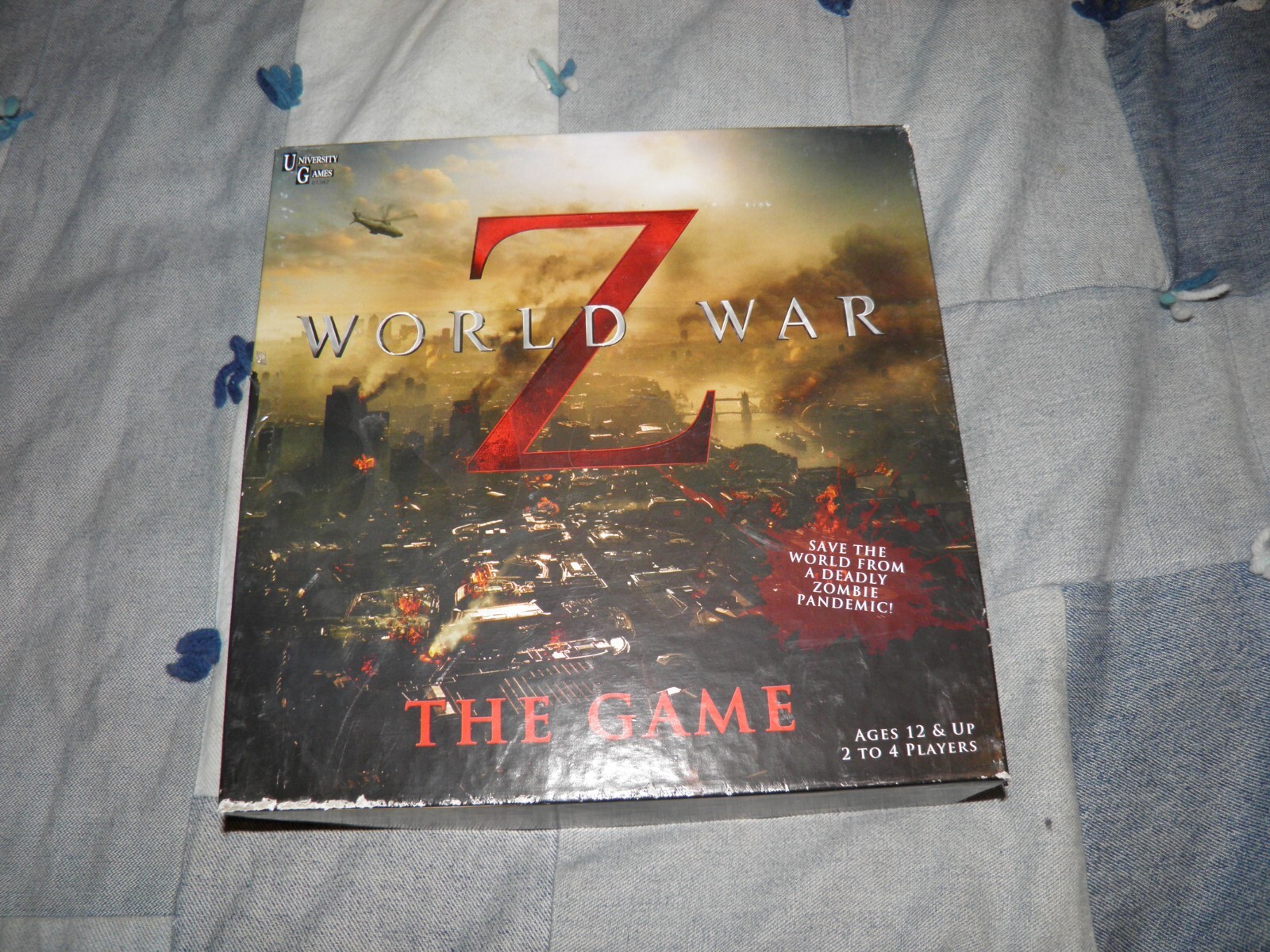 UNIVERSITY GAMES , WORLD WAR Z , THE GAME BOARD GAME – 2013 EDITION