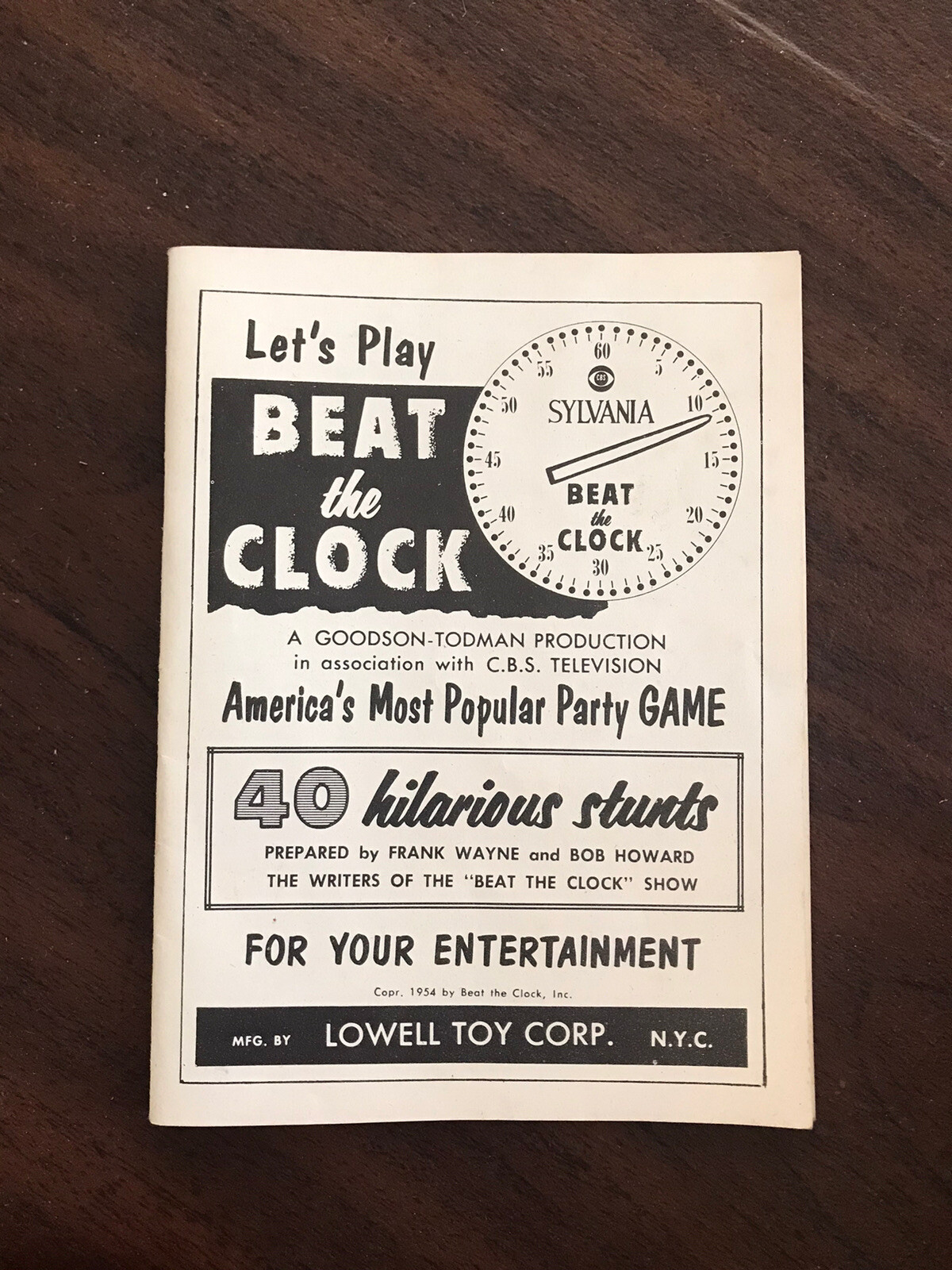 Vintage CBS BEAT THE CLOCK Sylvania Board Game 1954 Lowell Toy Corp Bud Collyer