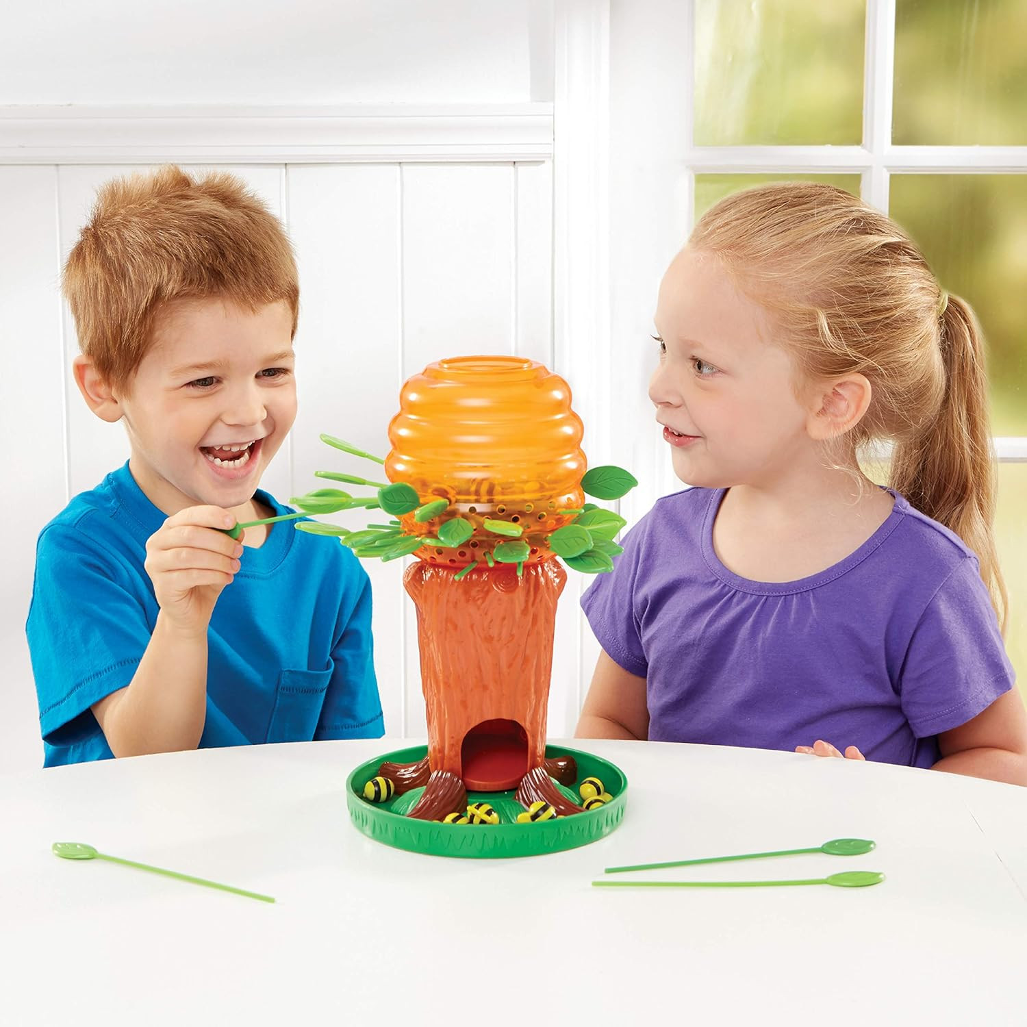 Honey Bee Tree Game – Award-Winning Fun and Exciting Tabletop Game for Kids and