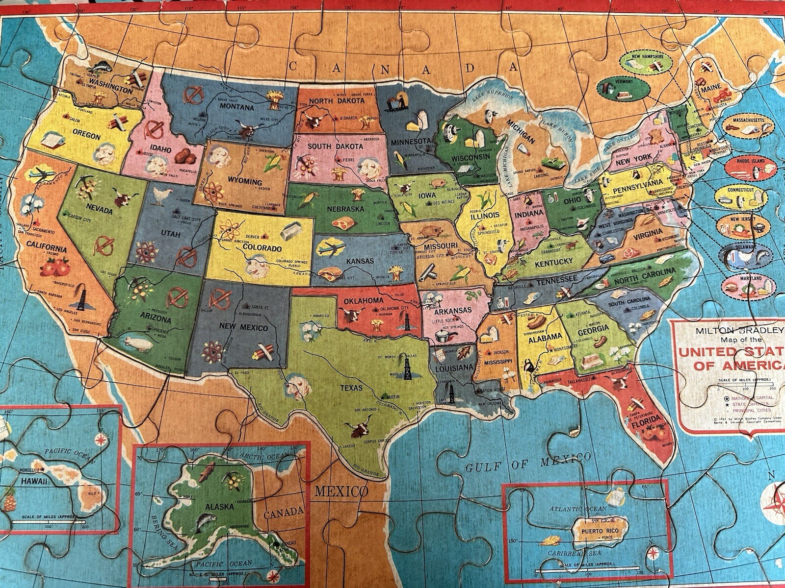 Vintage Wood Puzzle 1975 – Map of the United States and World (Reverse Side)