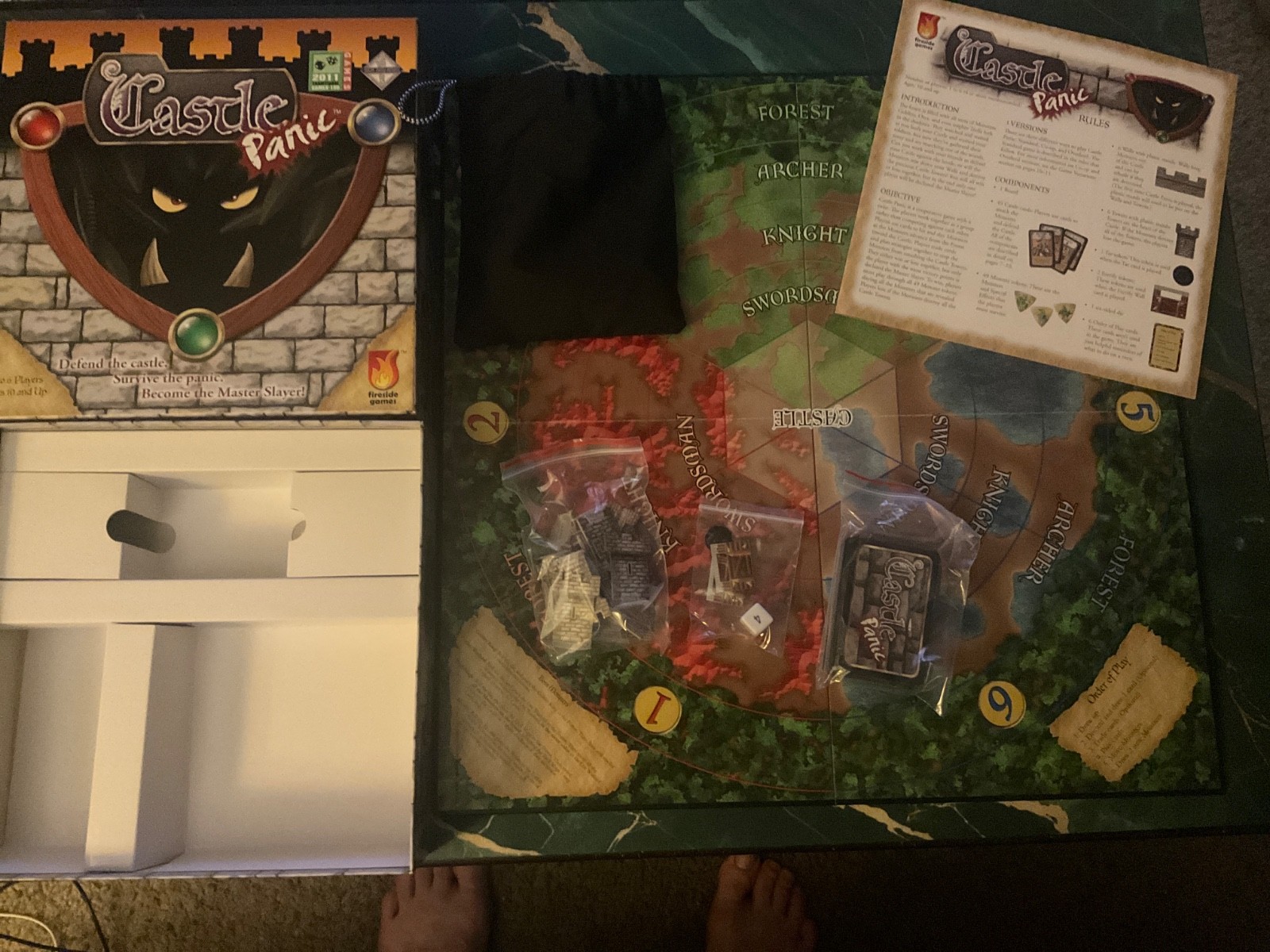 Castle Panic Cooperative Board Game Fireside Games 2011 Complete