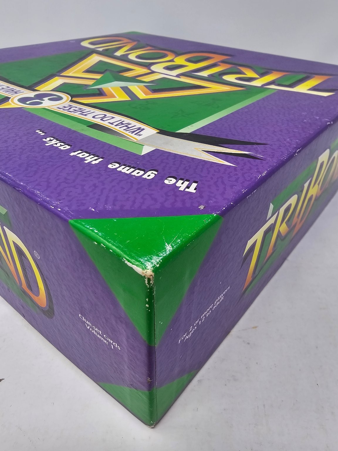 TRI BOND Patch Products Board Game 2+ Players Ages 12+ Cardboard 1990s Trivia