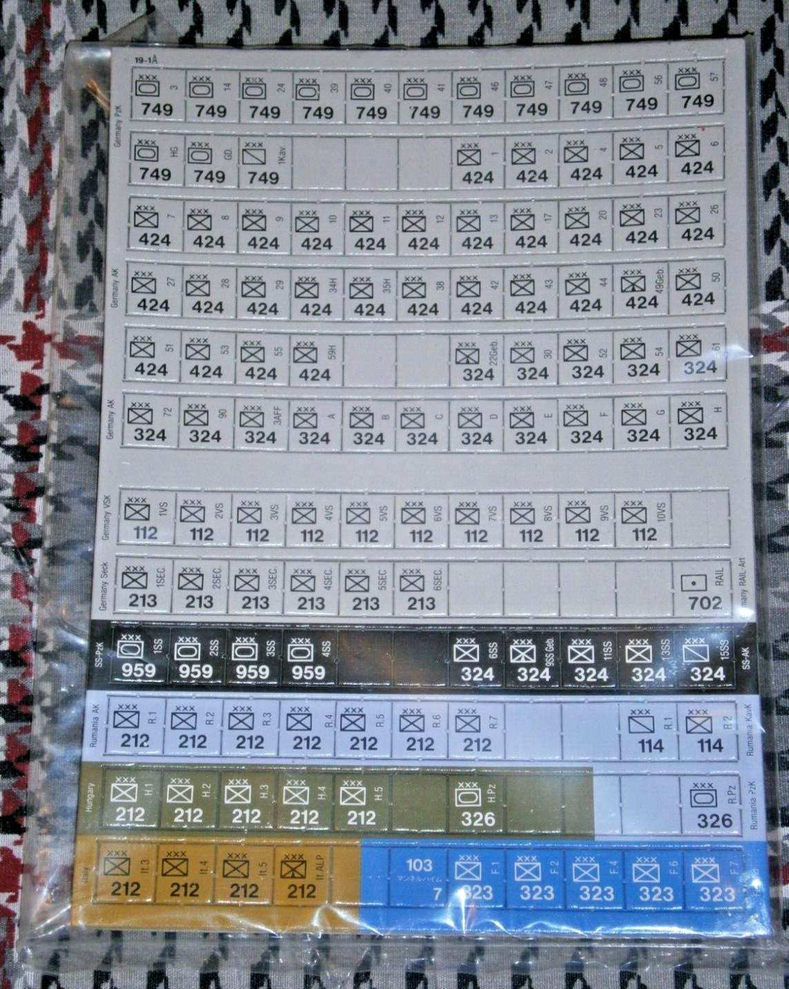 VERLORENE SIEGE by STR/EPOCH **Unpunched w/English translation**