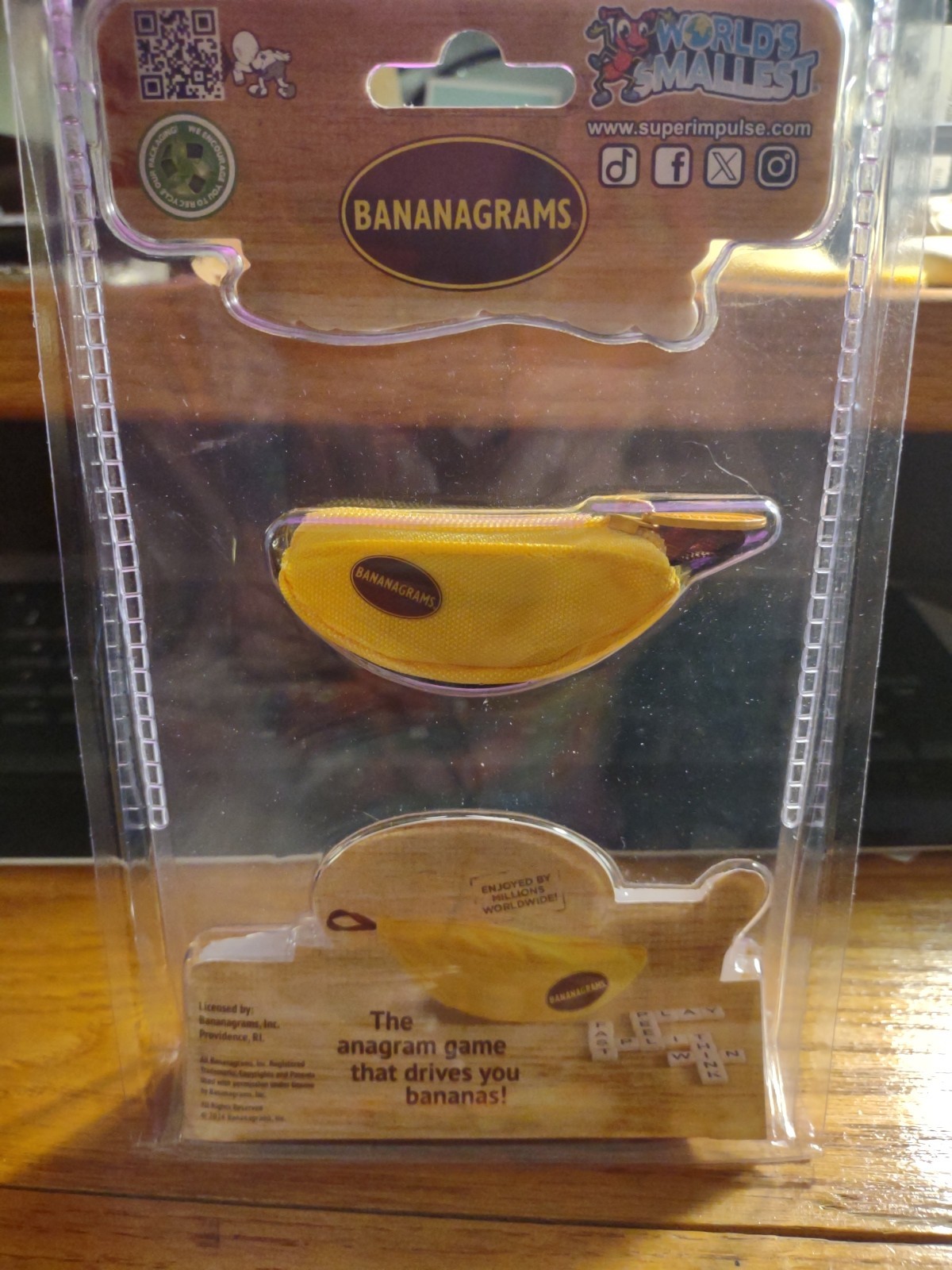 World’s Smallest BANANAGRAMS Banana Grams Letter Tile Crossword Game