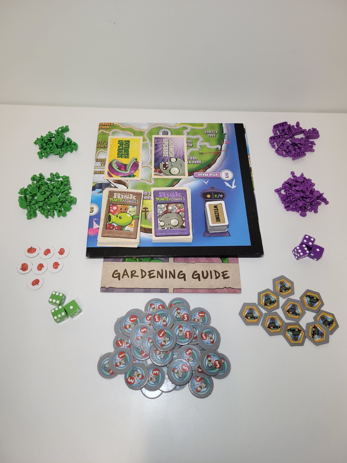 Risk Plants VS Zombies Collector’s Edition 2013 Board Game COMPLETE