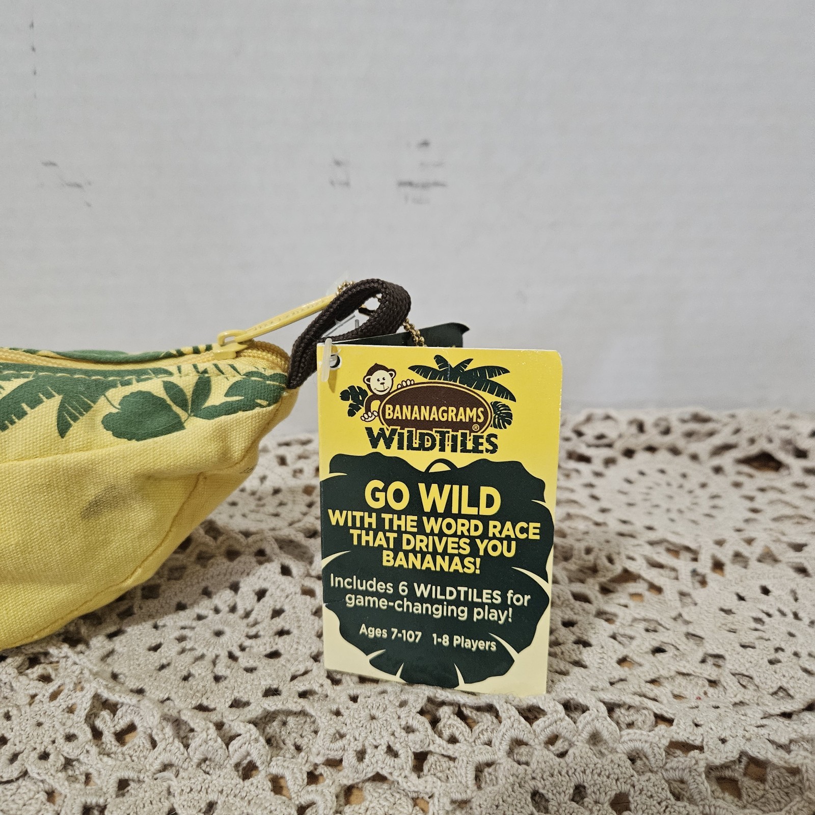 Bananagrams WildTiles Word Game Animals Theme Zippered Pouch & Letter Tiles