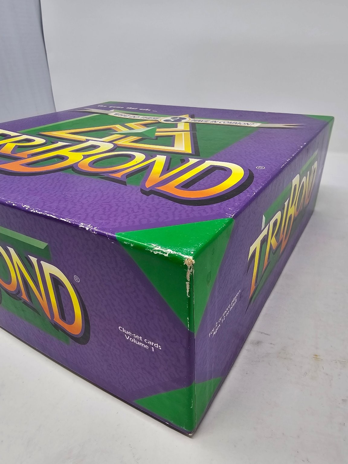 TRI BOND Patch Products Board Game 2+ Players Ages 12+ Cardboard 1990s Trivia