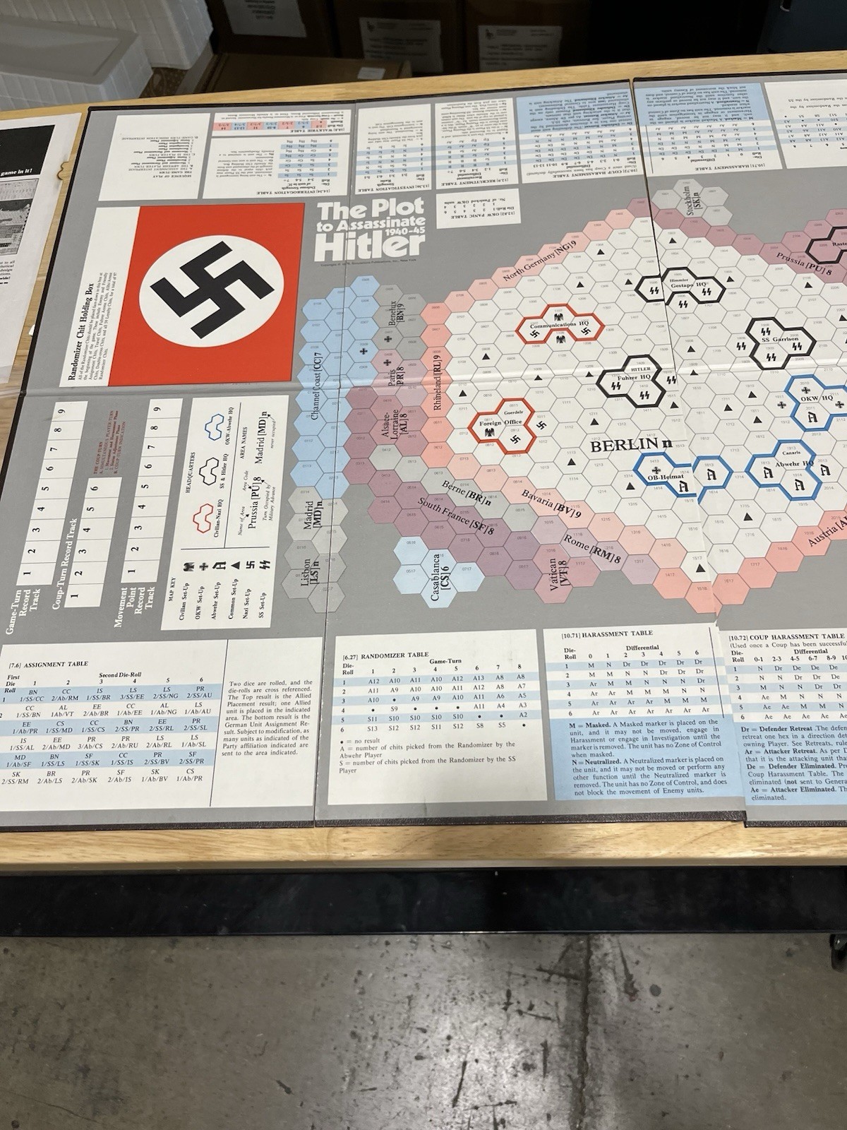 The Plot To Assassinate Hitler Board Game. SPI. Complete. KAS-1030.