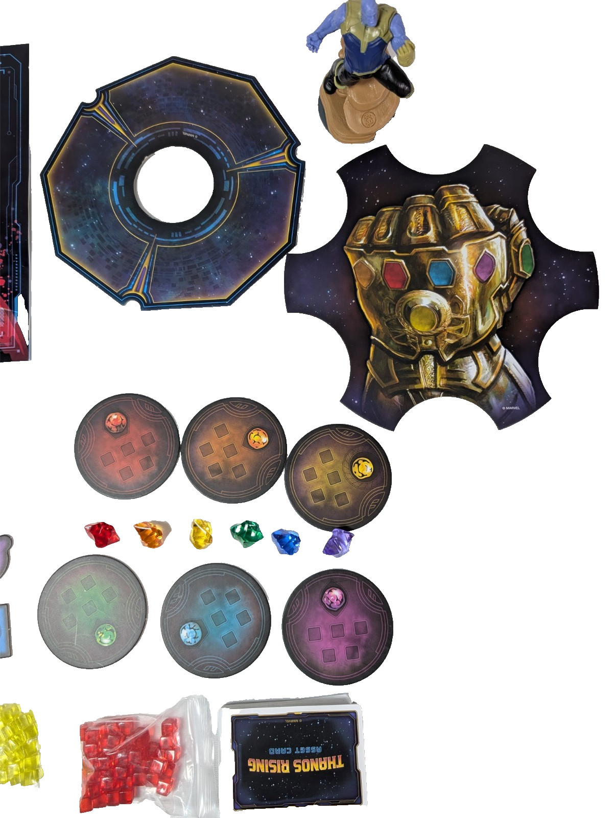 Complete copy of Thanos Rising: Avengers Infinity War by USAopoly / Marvel.