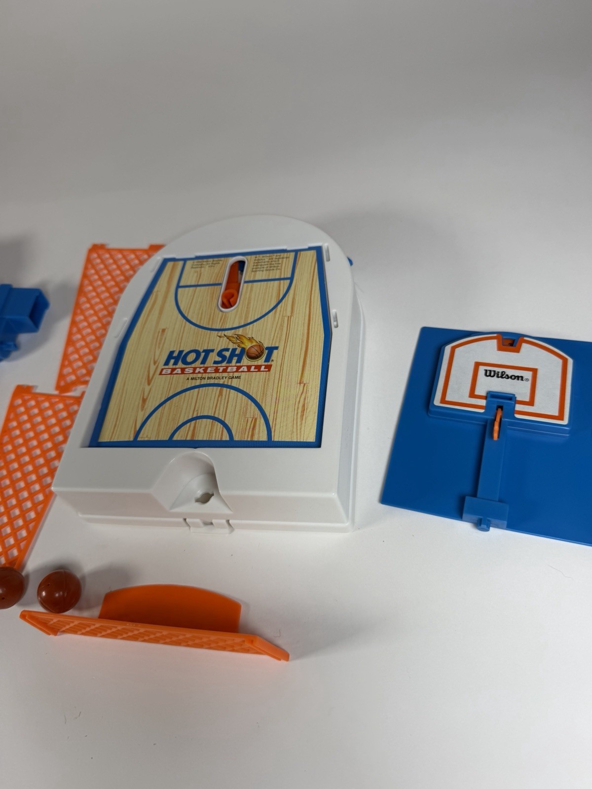 Hot Shot Basketball Vintage 1992 Motorized Travel Game Milton Bradley