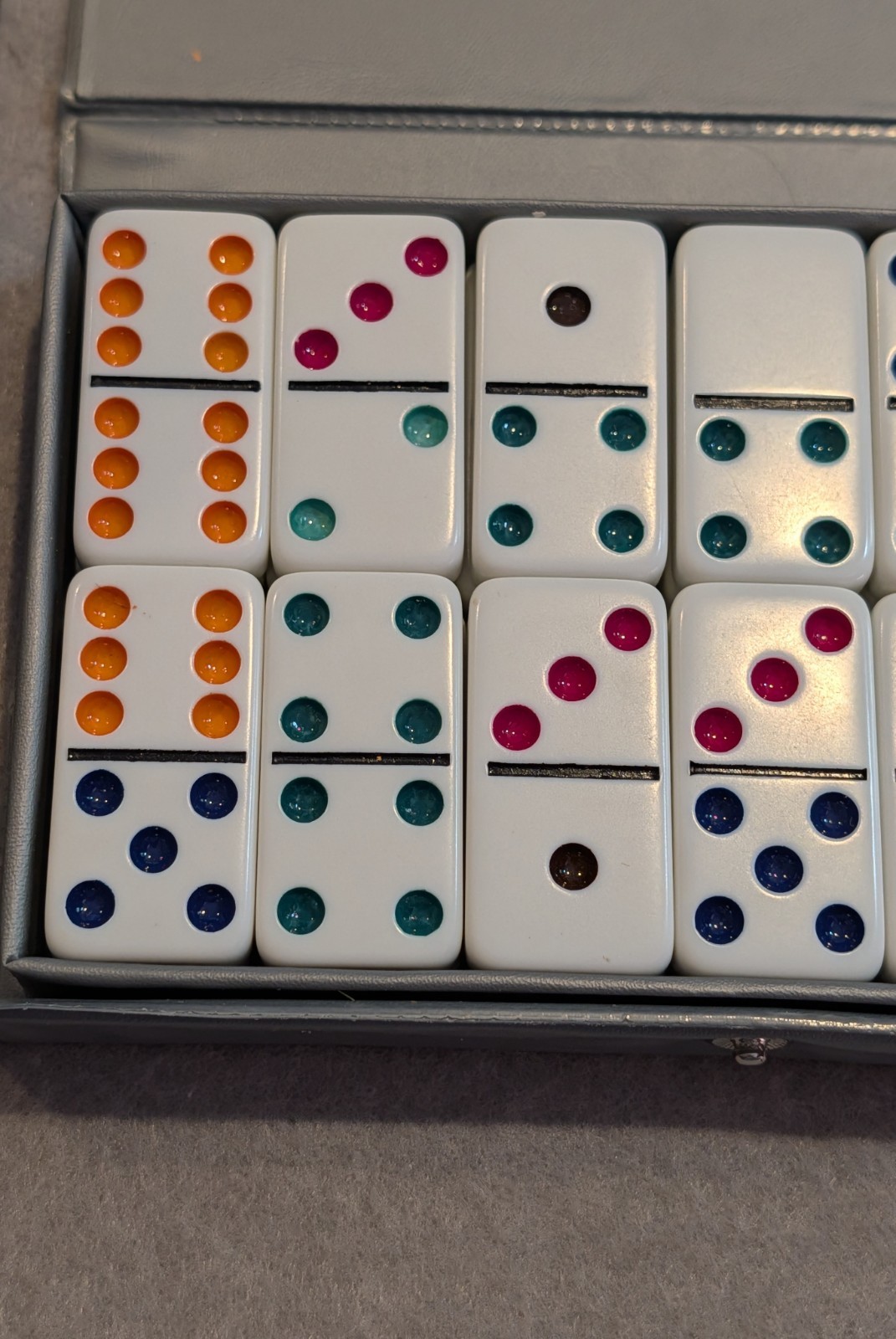 Vintage Cardinal Double Six Dominoes Set