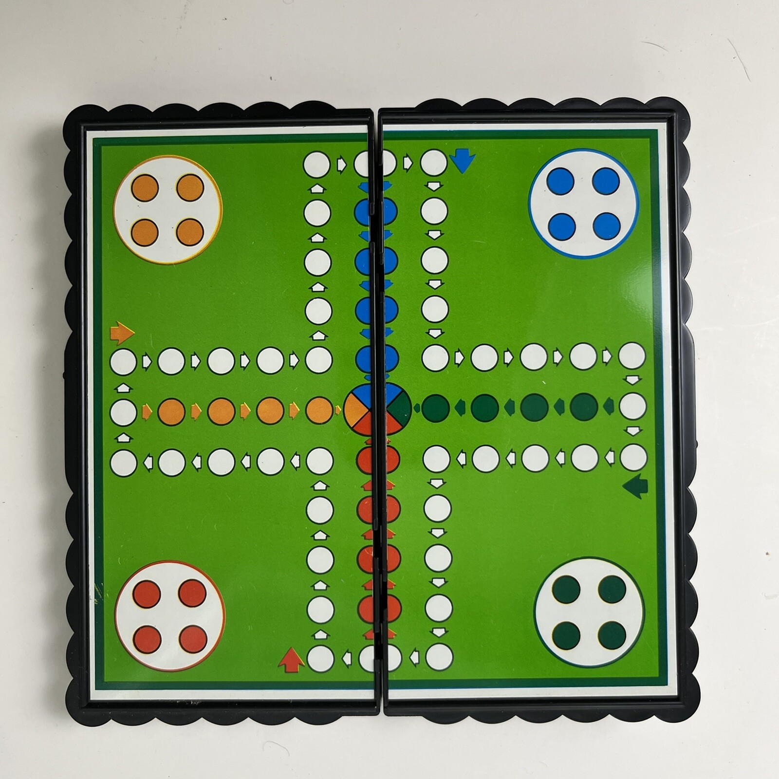 Vintage 1970s Pocket Magnetic Ludo Travel Game – Made In Hong Kong