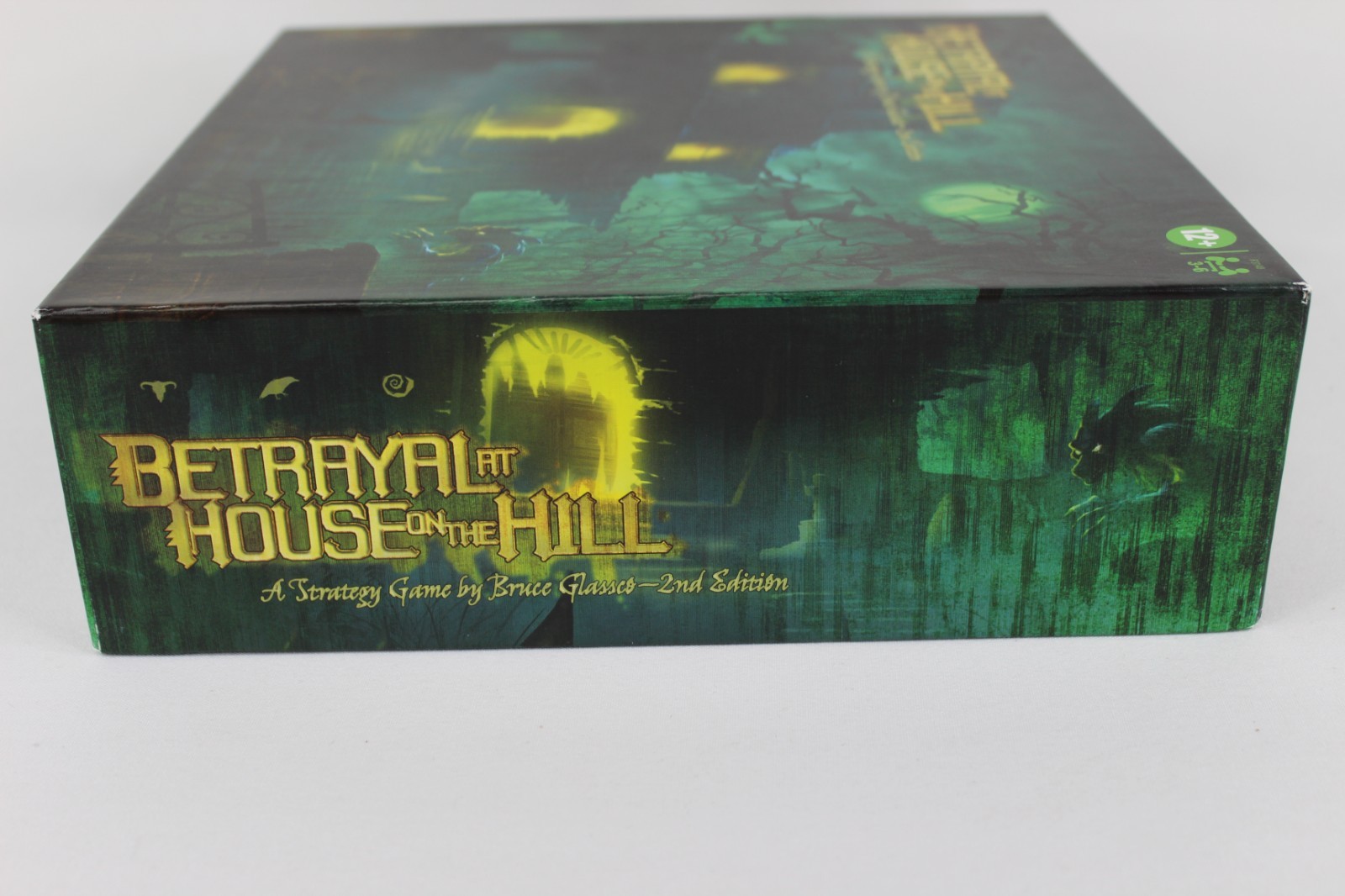 Betrayal at House on the Hill 2nd Edition Horror Board Game 2021 * New Open Box
