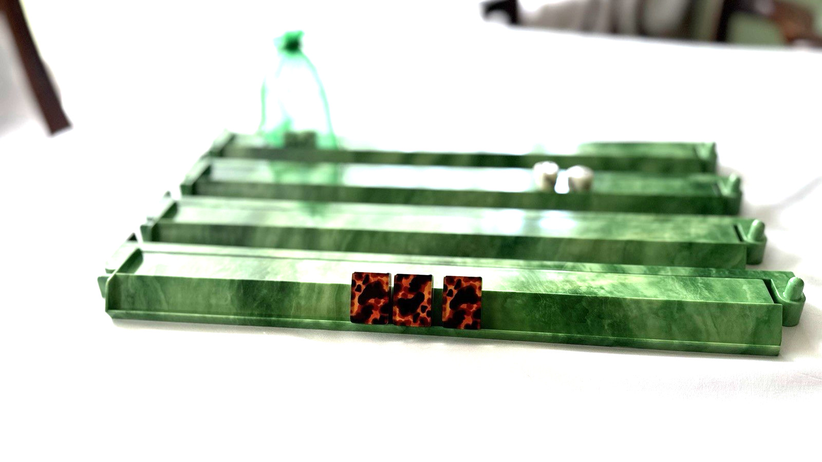 Mahjong Green Agate Rack & Pusher, hinged, Set of 4