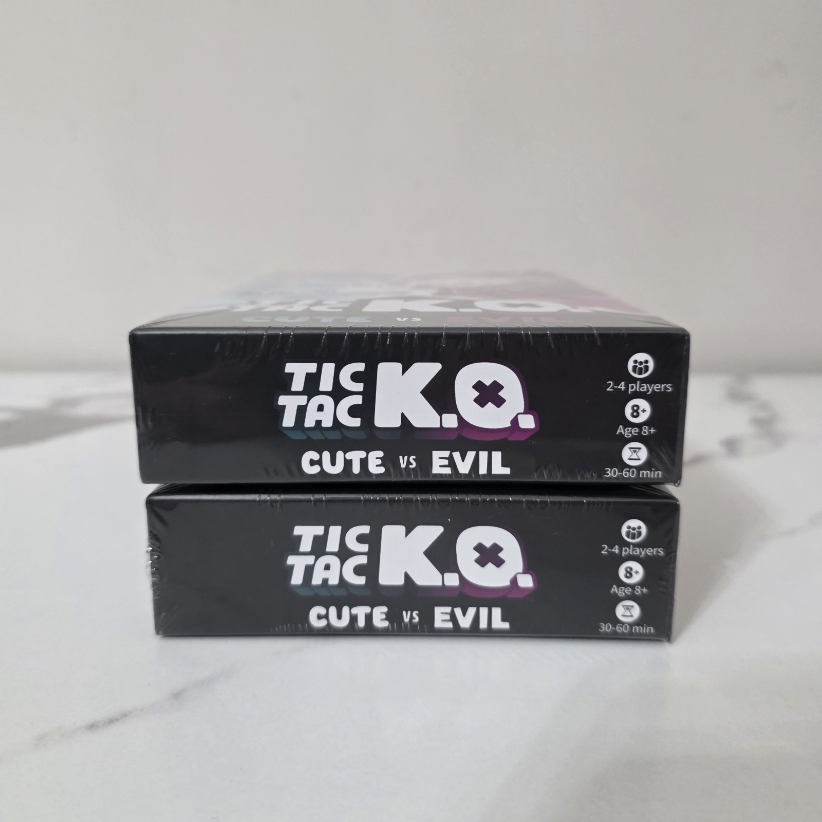 Tic Tac K.O. Cute vs. Evil 2 Card Game 8+ K.O. 2-4 Players Unstable Games