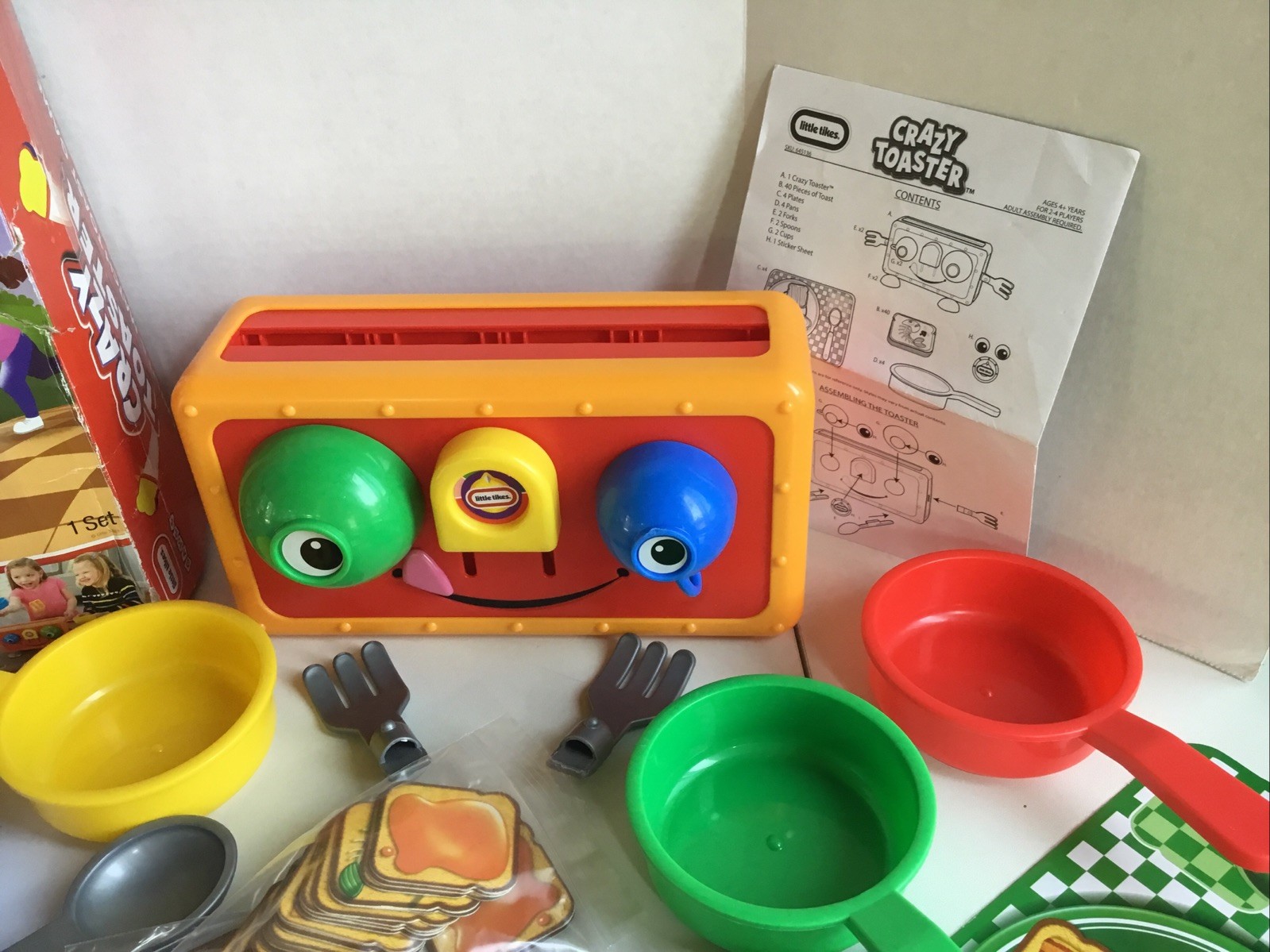 Vintage Little Tikes Crazy Toaster Game Catch & Match Toast Game Near Complete
