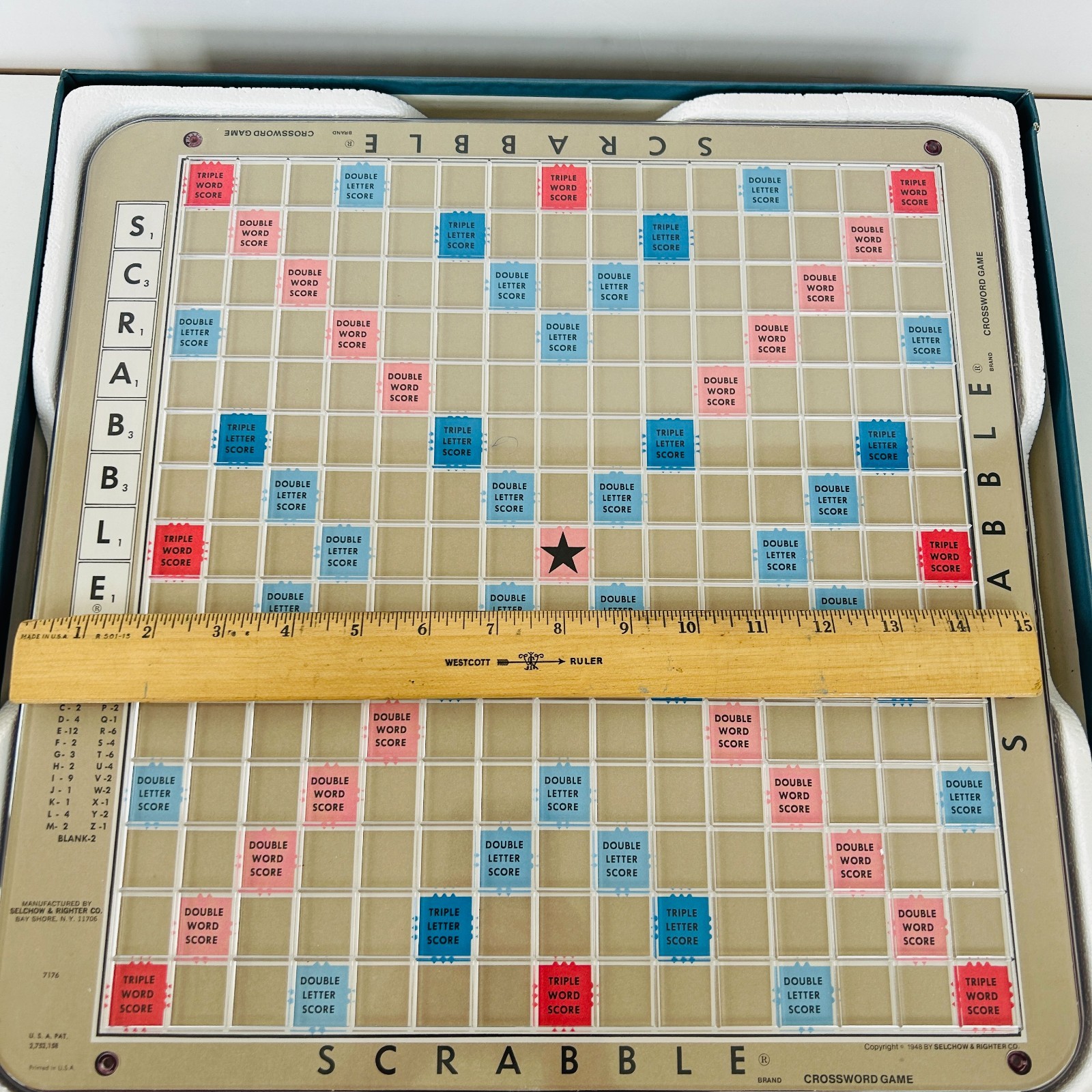 Scrabble Deluxe Rotating Turntable Edition Selchow & Righter 1982 Original Box