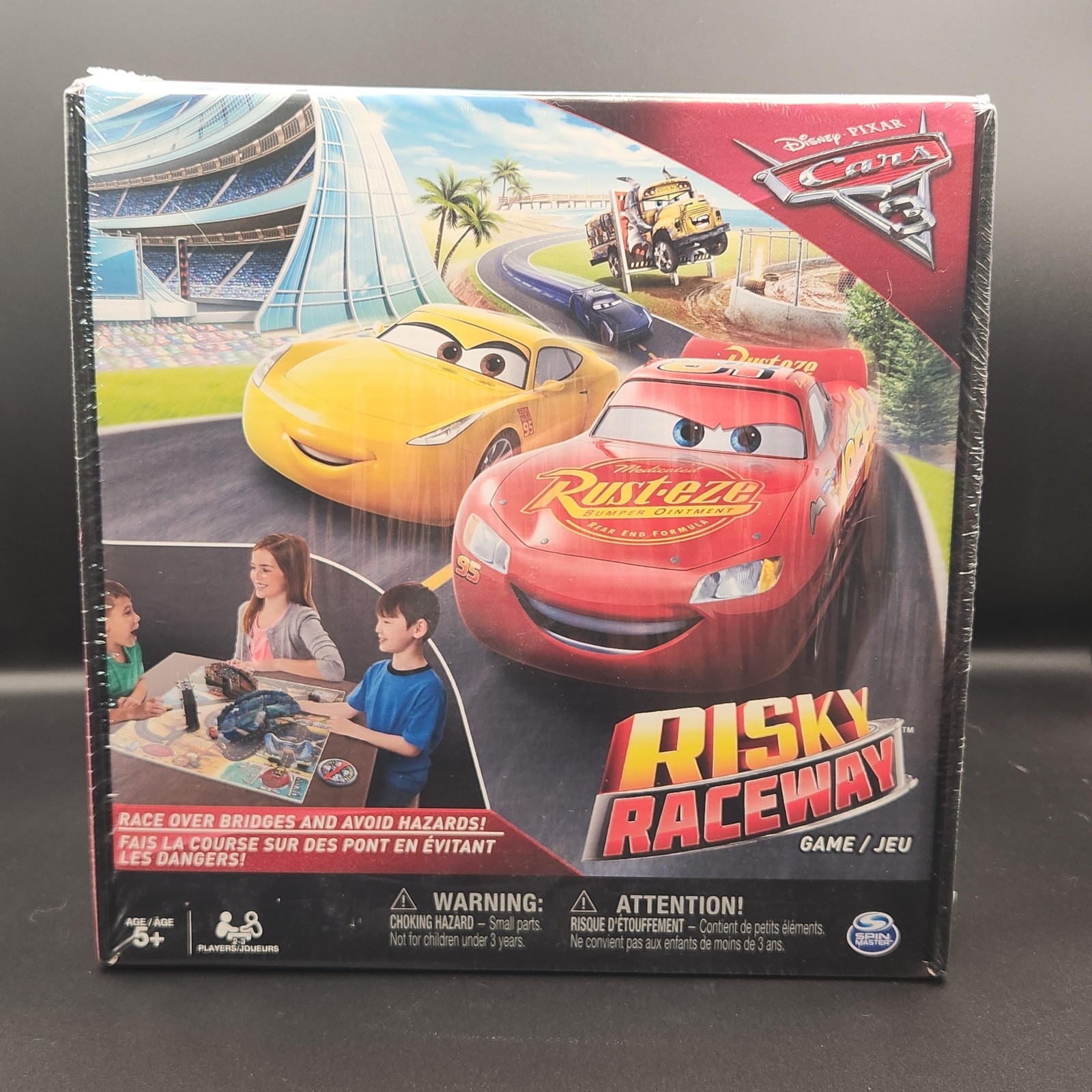 Disney Pixar Cars 3 “Risky Raceway” Board Game Lightning McQueen NEW SEALED