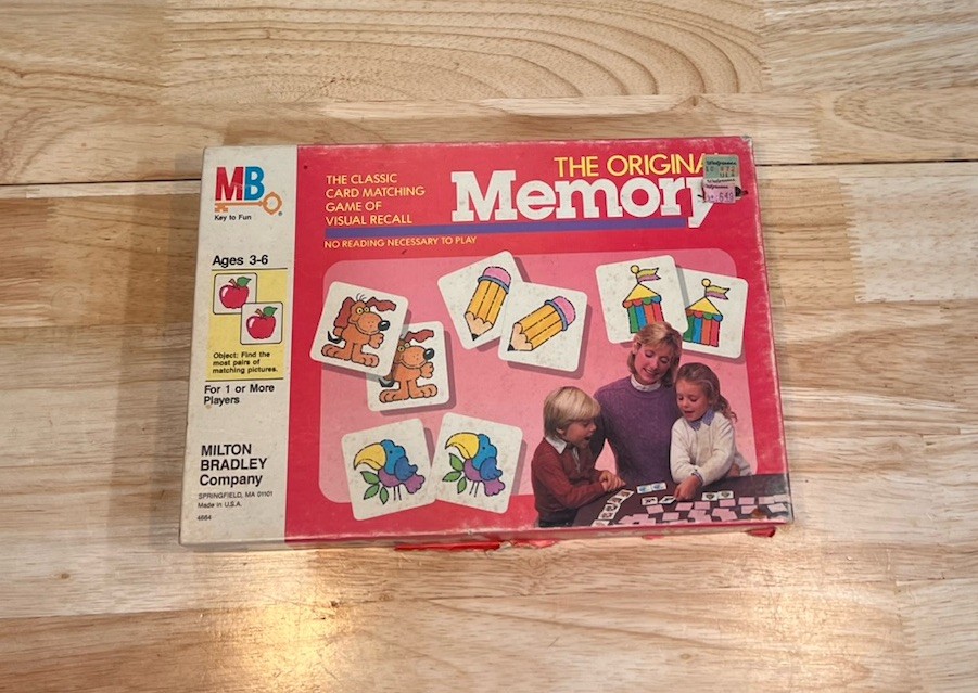 1986 Milton Bradley The Original Memory Game Vintage Read 71 Cards