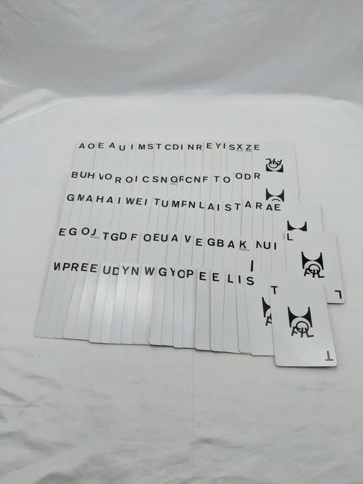Foil Challenging Game Of Words And Wits 3M Bookshelf Games Board Game Complete