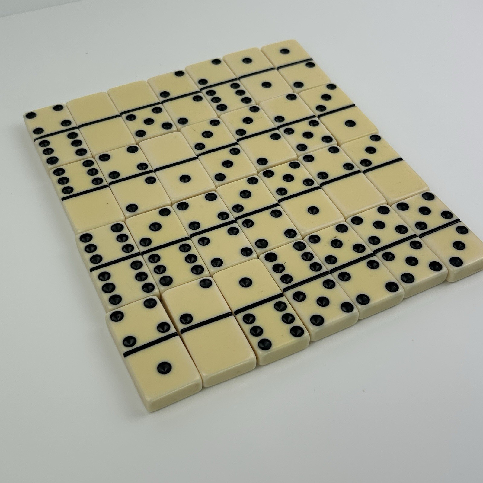Vintage Puremco Marblelike Dominoes #1432 Black Jumbo Extra Thick Set 32