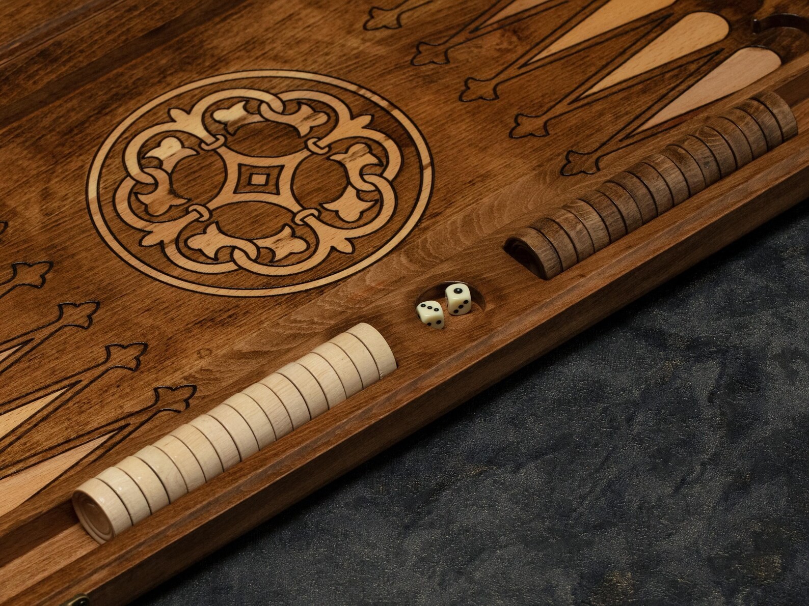 Luxury Backgammon Set 30cm Wooden Board Game with Playing Pieces, Dice Set & Car