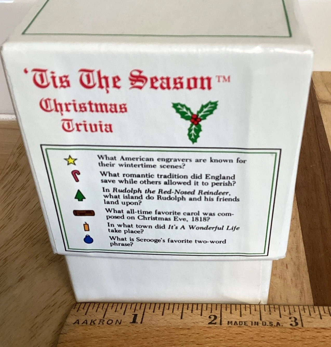 Vtg Christmas Holiday Trivia Family Game Retro Tis The Season Cards USA