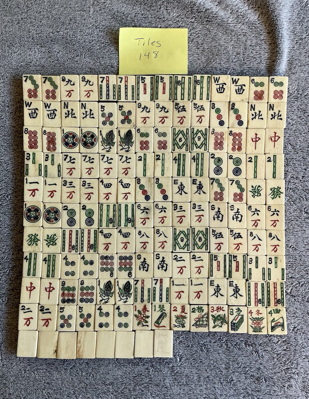 Vintage Mahjong Mah Jongg set 148 bamboo and Bovine bone tiles