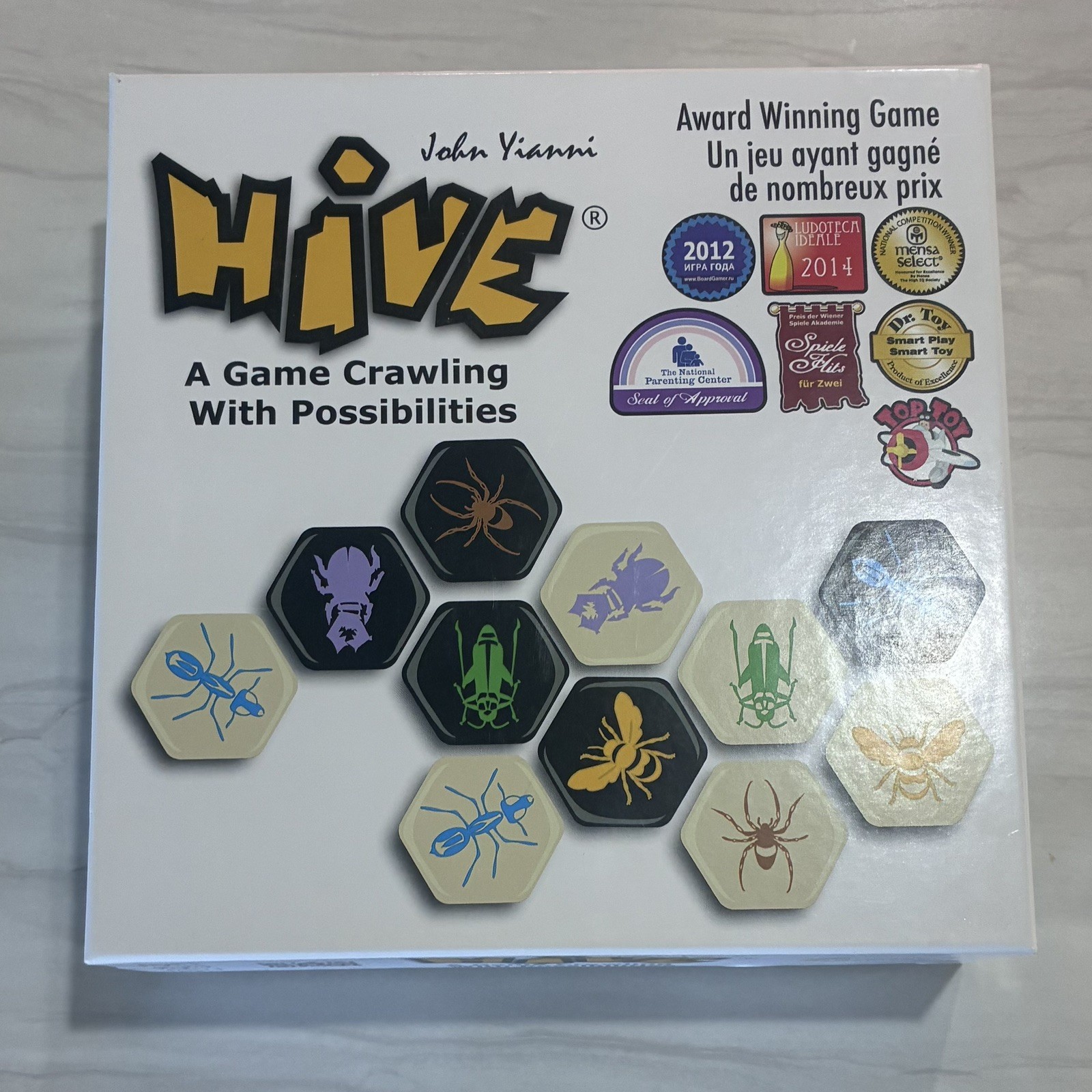 Hive “A Game Crawling With Possibilities”by John Yianni Complete In Box
