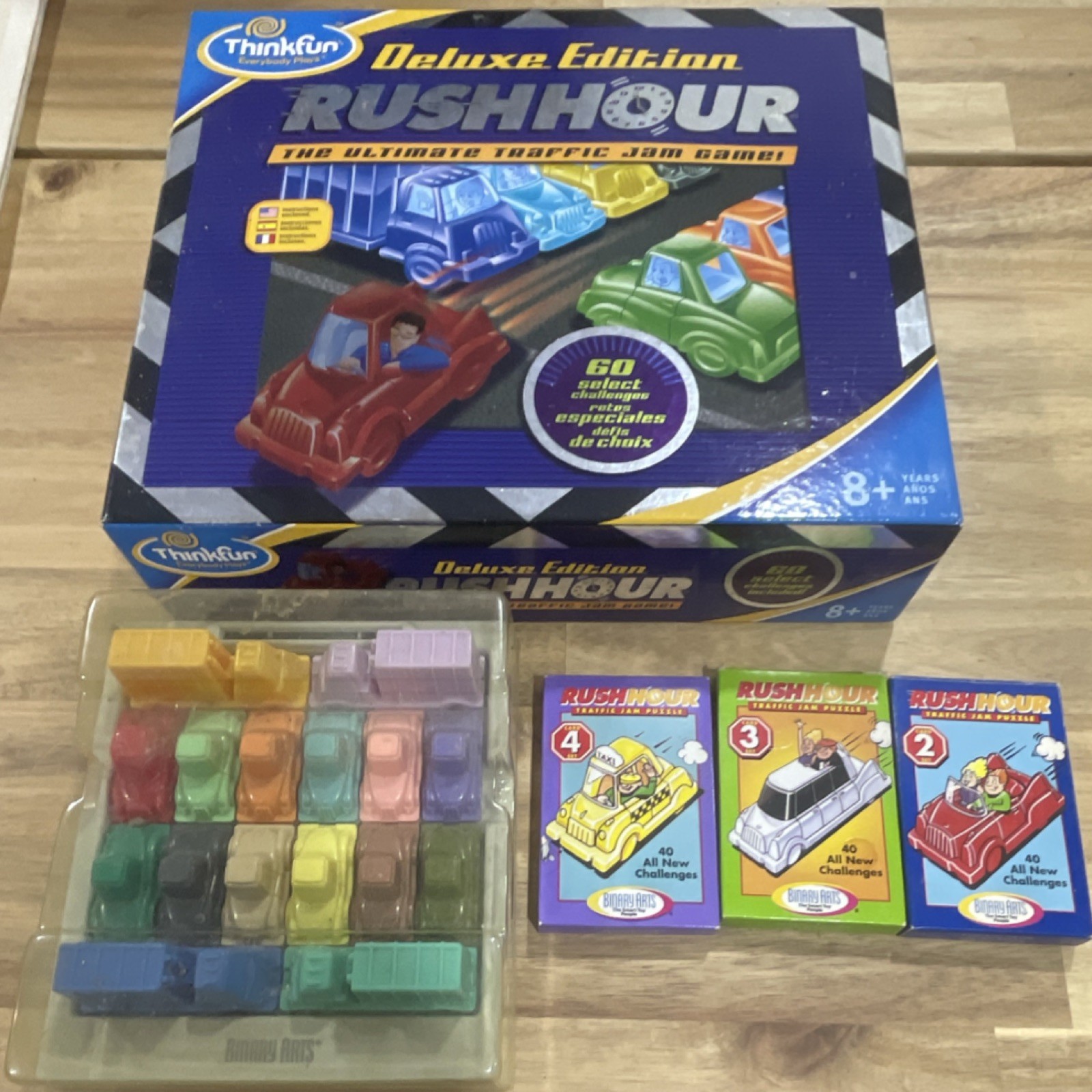ThinkFun Rush Hour Deluxe Edition Sliding-Block Game Cars 60 Challenges