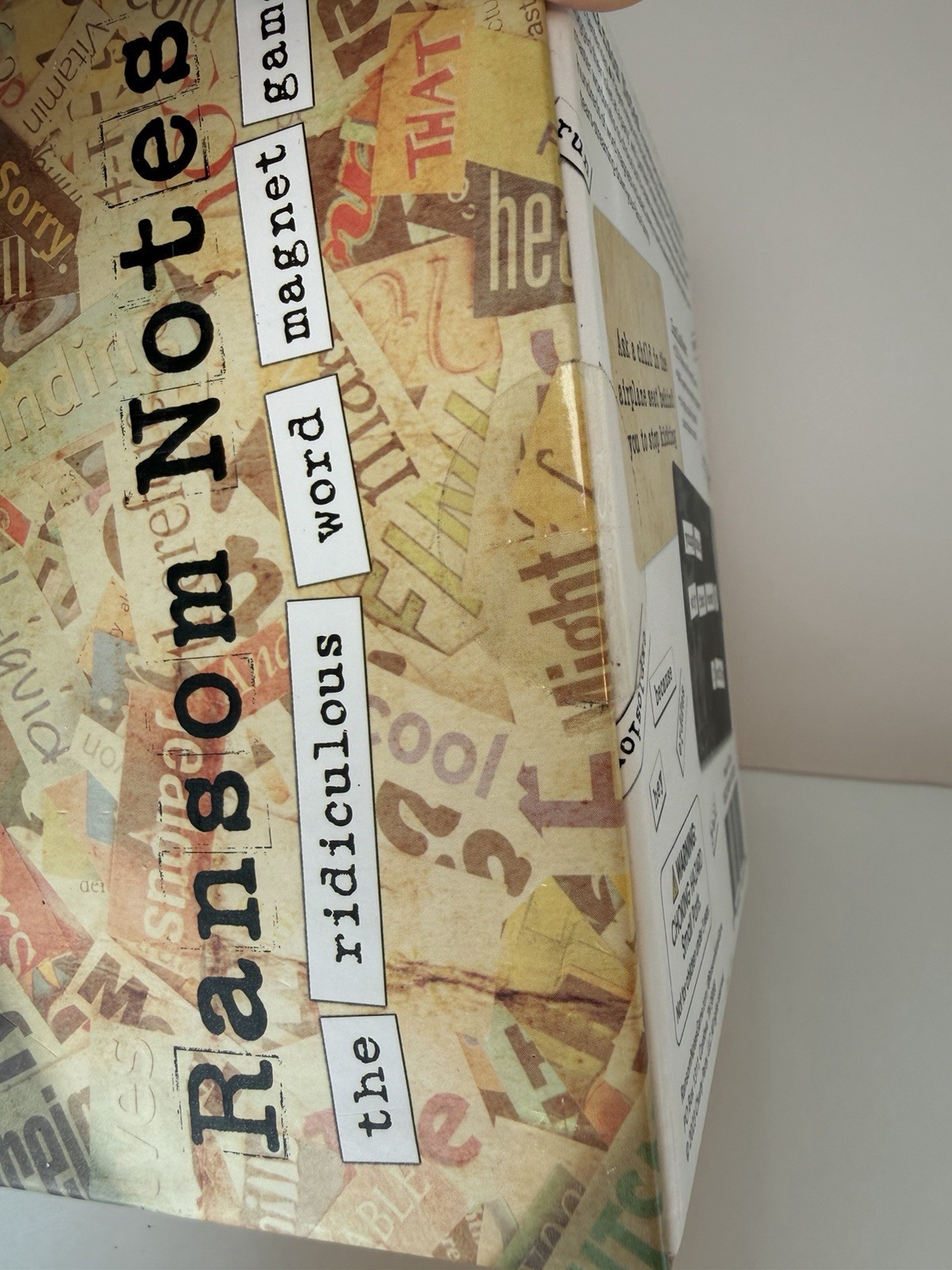 Ransom Notes – UNOPENED Sealed Ridiculous Word Magnet Game Charty Party 2023