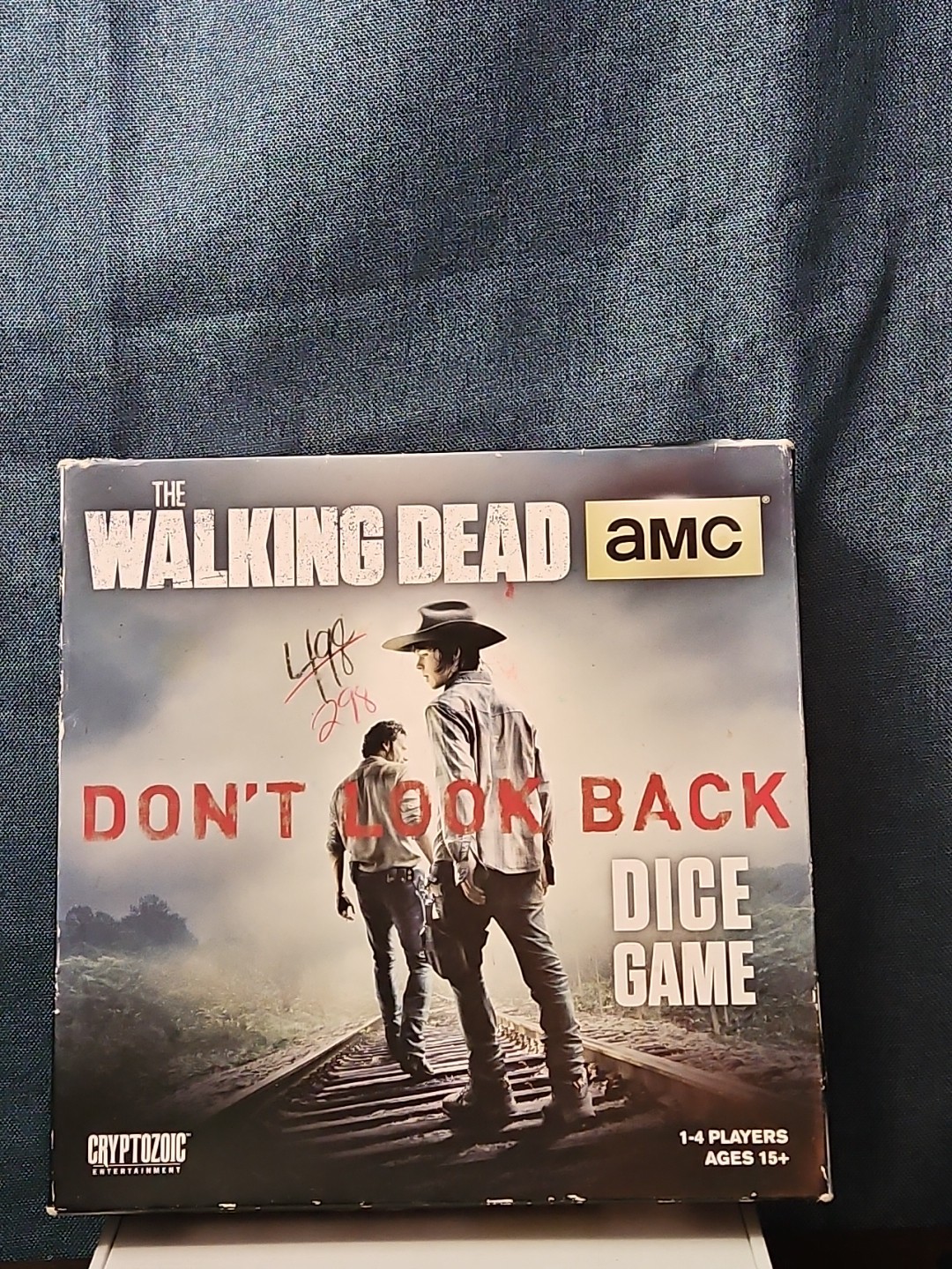The Walking Dead: Don’t Look Back Dice Game | AMC Cryptozoic | Rick Daryl