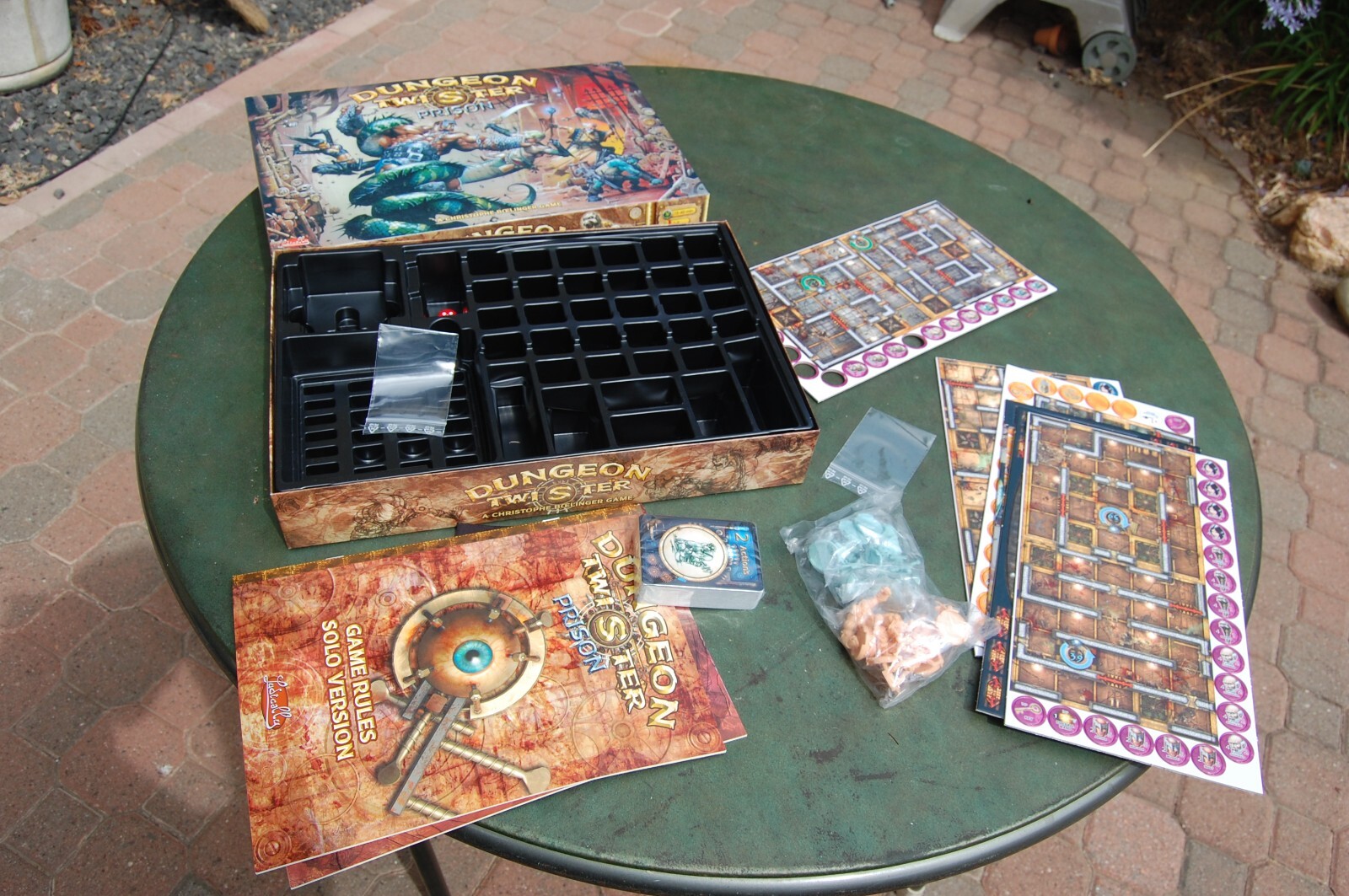 DUNGEON TWISTER PRISON BOARD GAME Ludically OOP