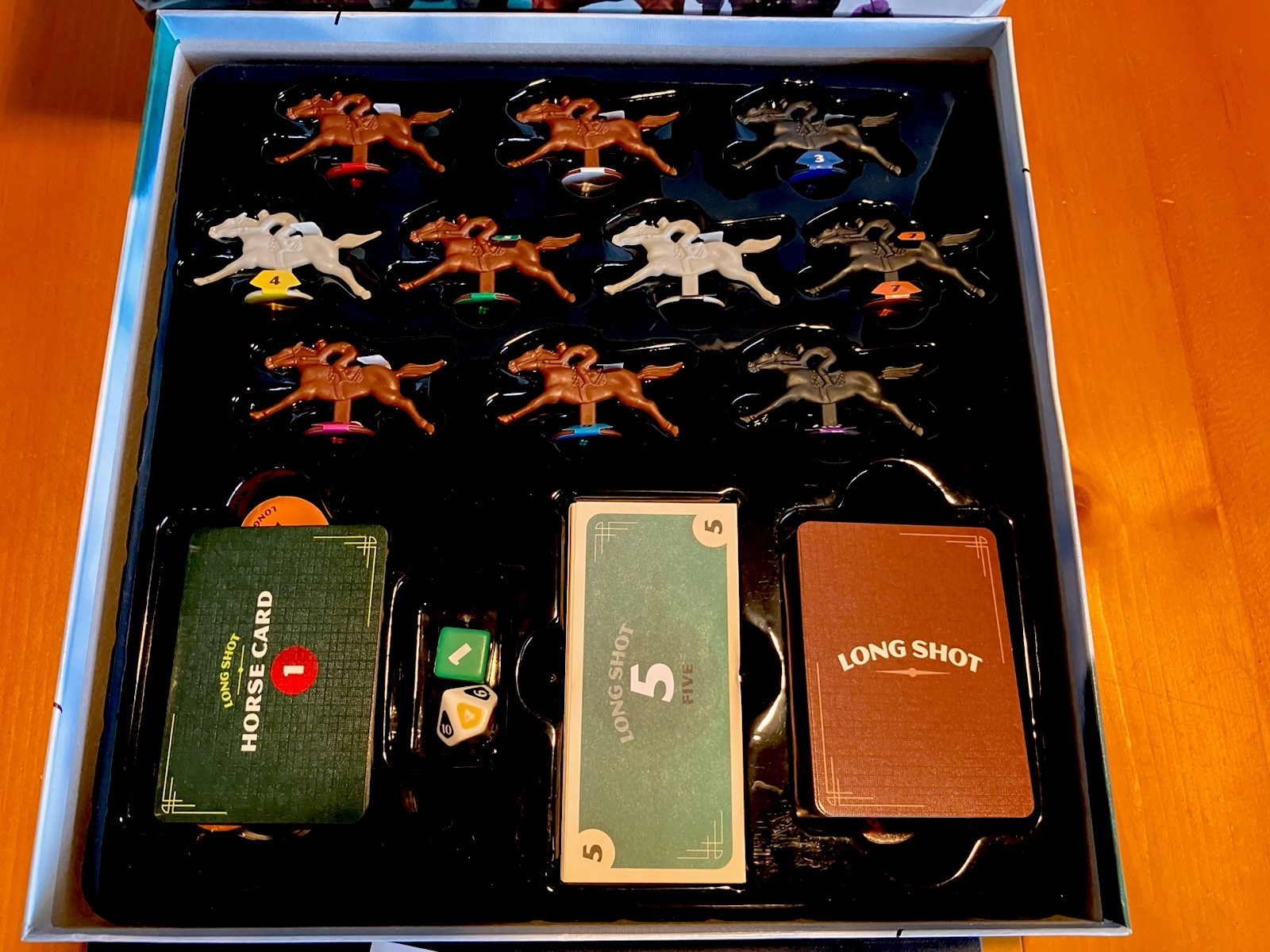 Long Shot Game Z-MAN Games 2009 Horse Racing Board Game Good condition