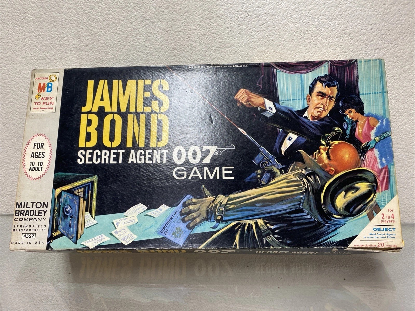 James Bond Secret Agent 007 Game Vintage 1964 Milton Bradley Spy